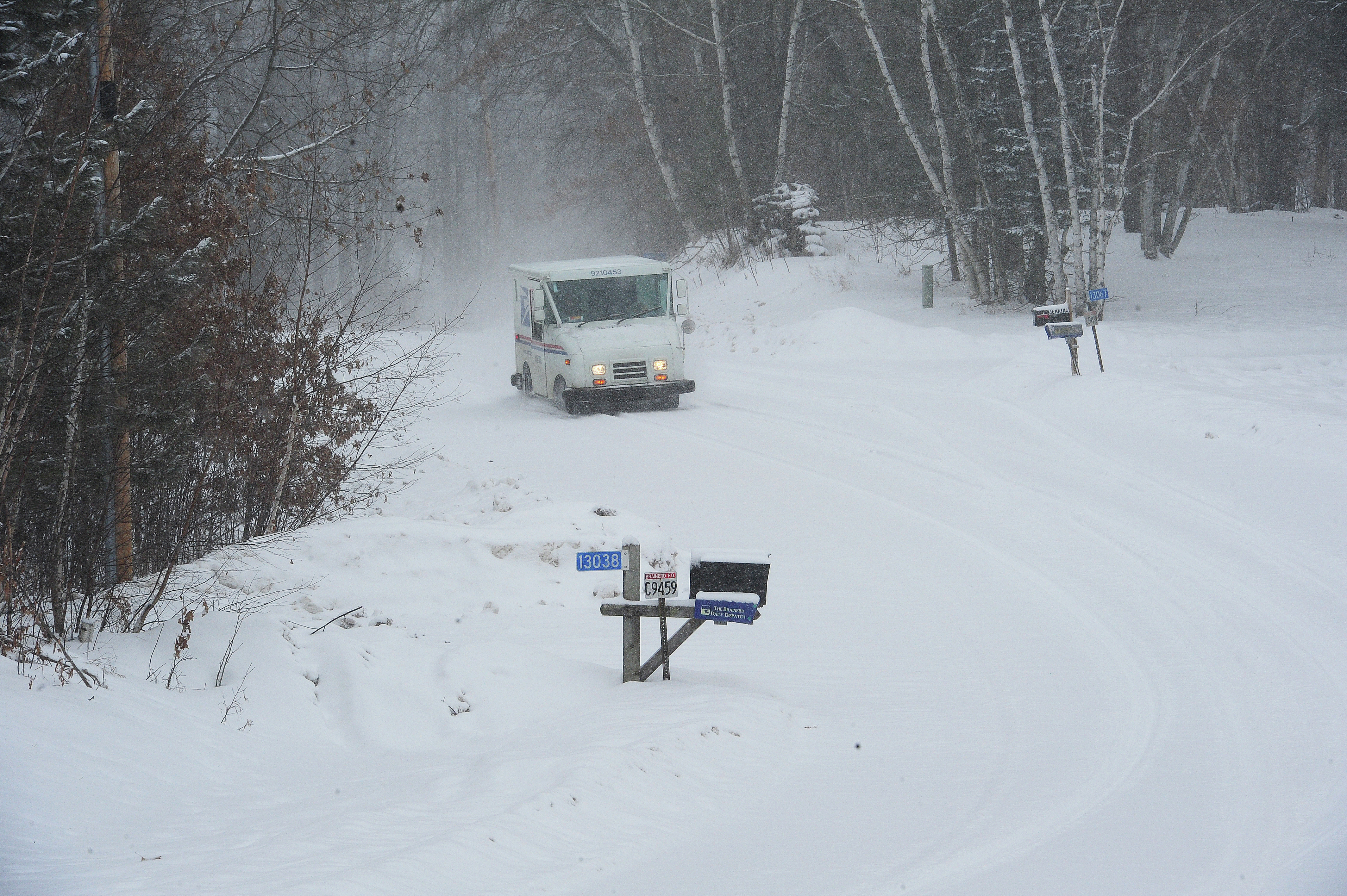 Stauber, Minn. Republicans seek answers on mail disruption - Vimarsana News