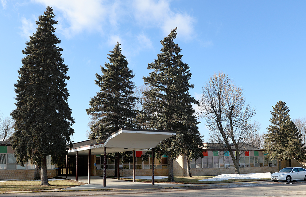 District 518 eyeing West Learning Center roof repairs - Vimarsana News