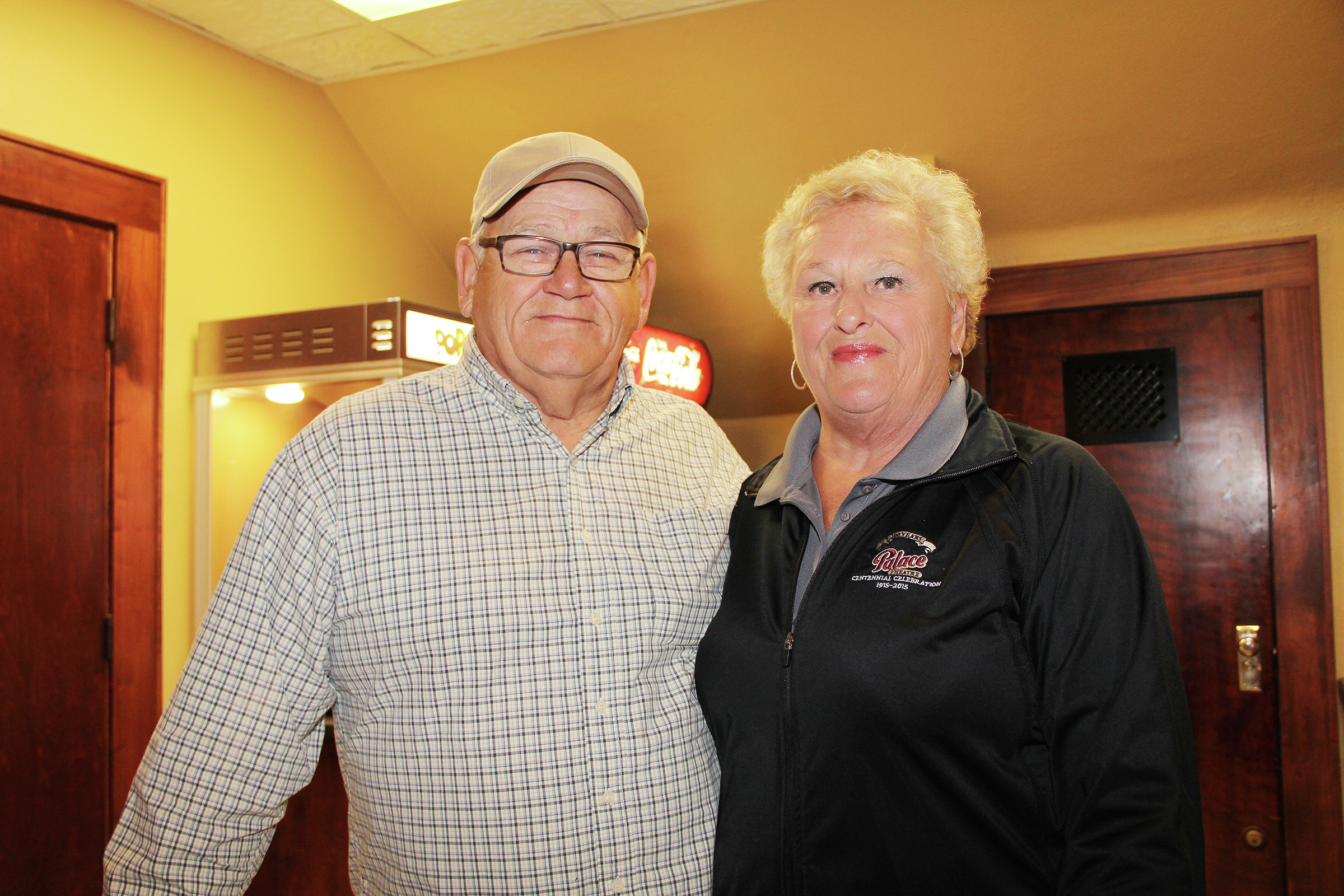 From Santa and Mrs. Claus to popcorn maker and Bookin' Buddy, Ossenforts relish volunteer role - The Globe | News, weather, sports from Worthington, Minnesota - Vimarsana News