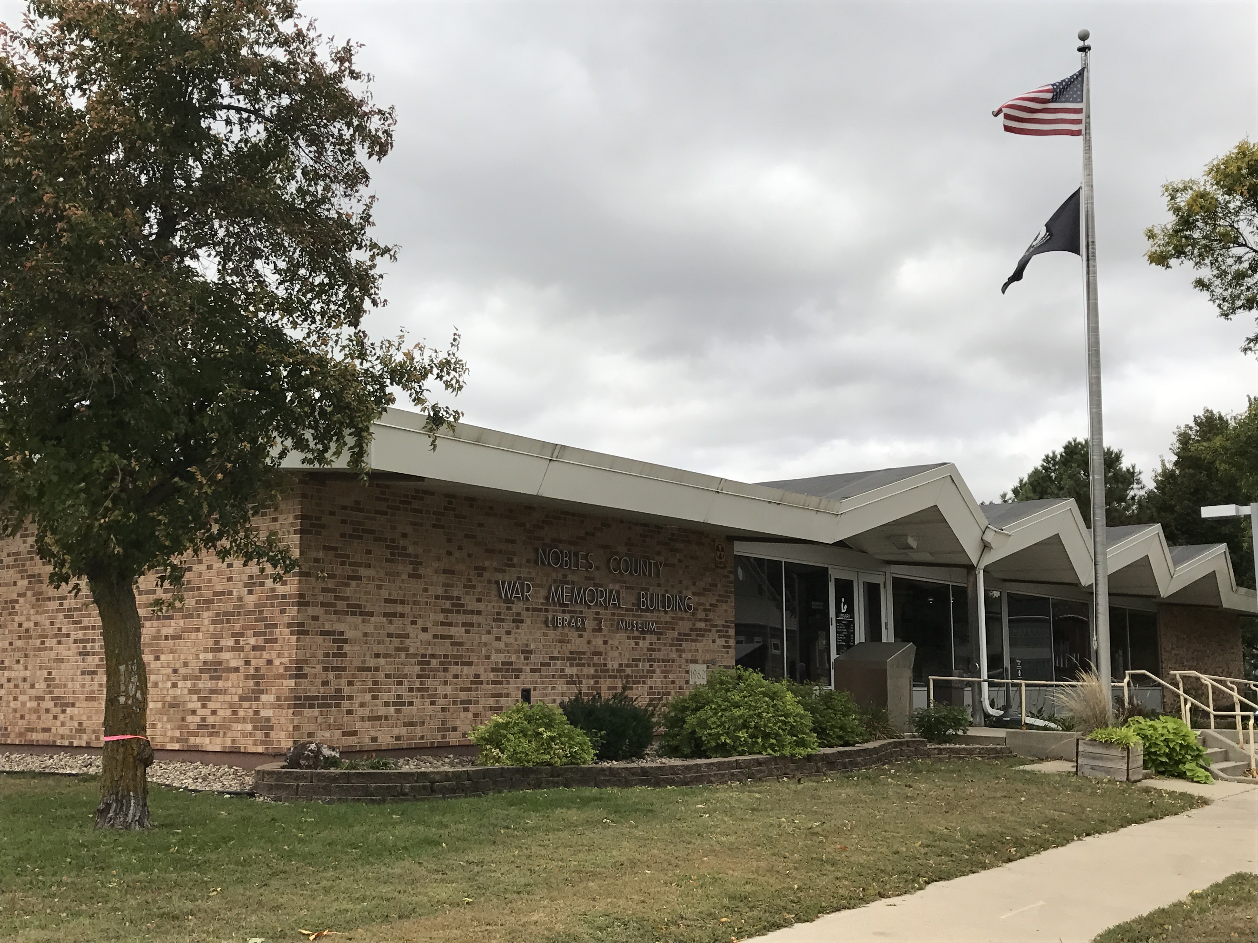 Broadband, book bans are focal points of Plum Creek Library System as it celebrates 50th anniversary - Vimarsana News