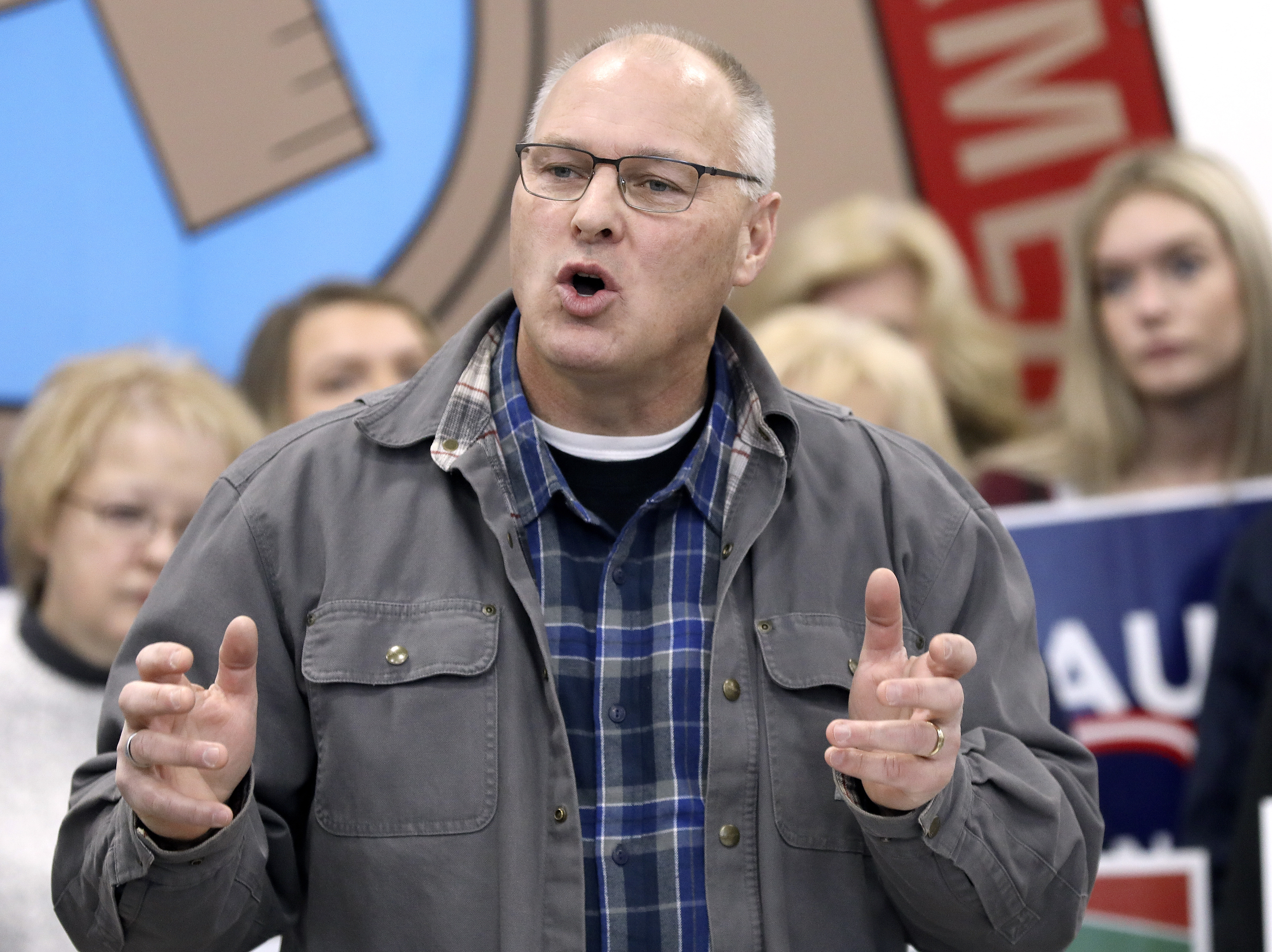Stauber votes against bill clarifying ceremonial role of Congress, vice president in certifying elections - Vimarsana News