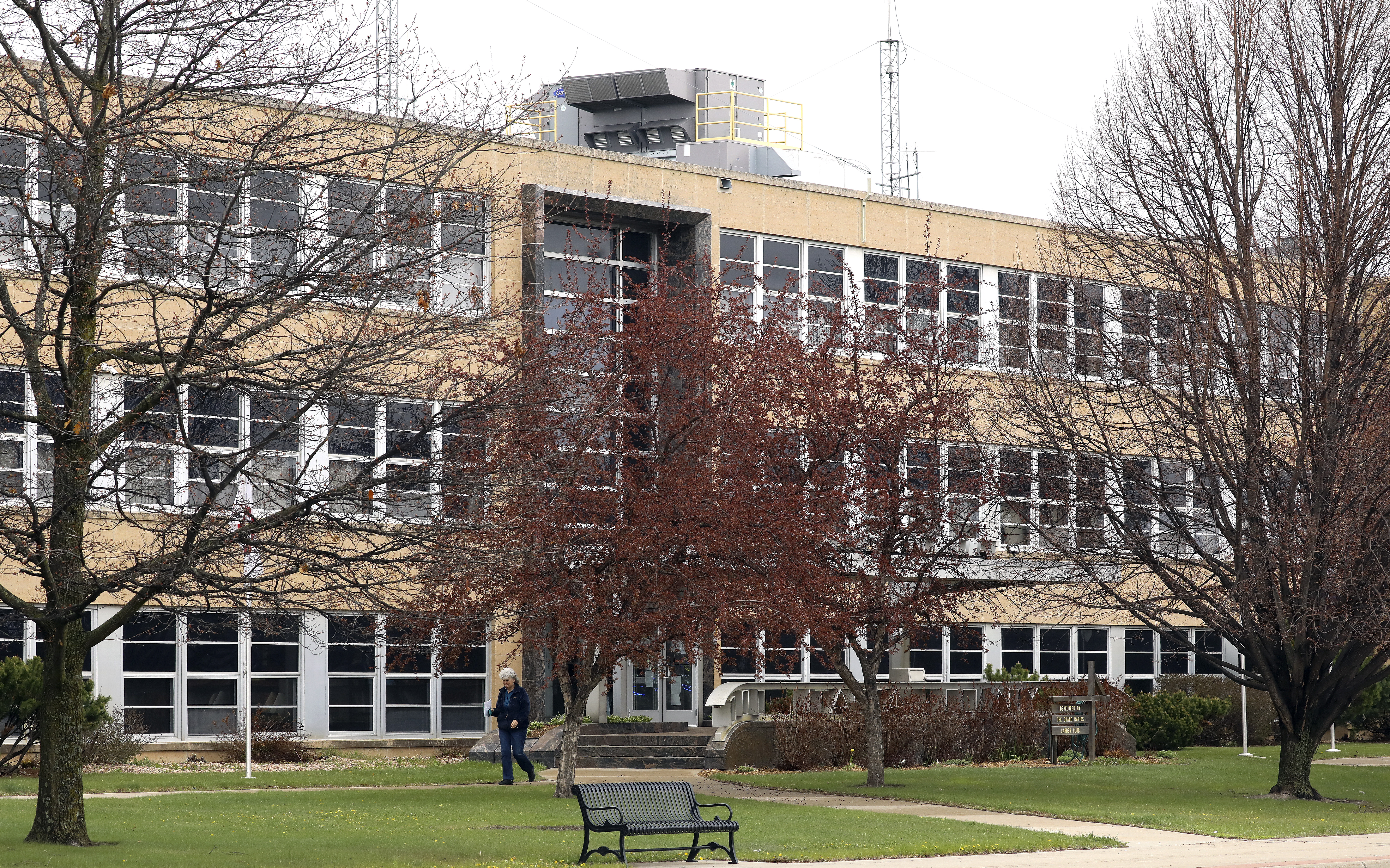 Grand Rapids woman guilty of stealing from family business - Vimarsana News