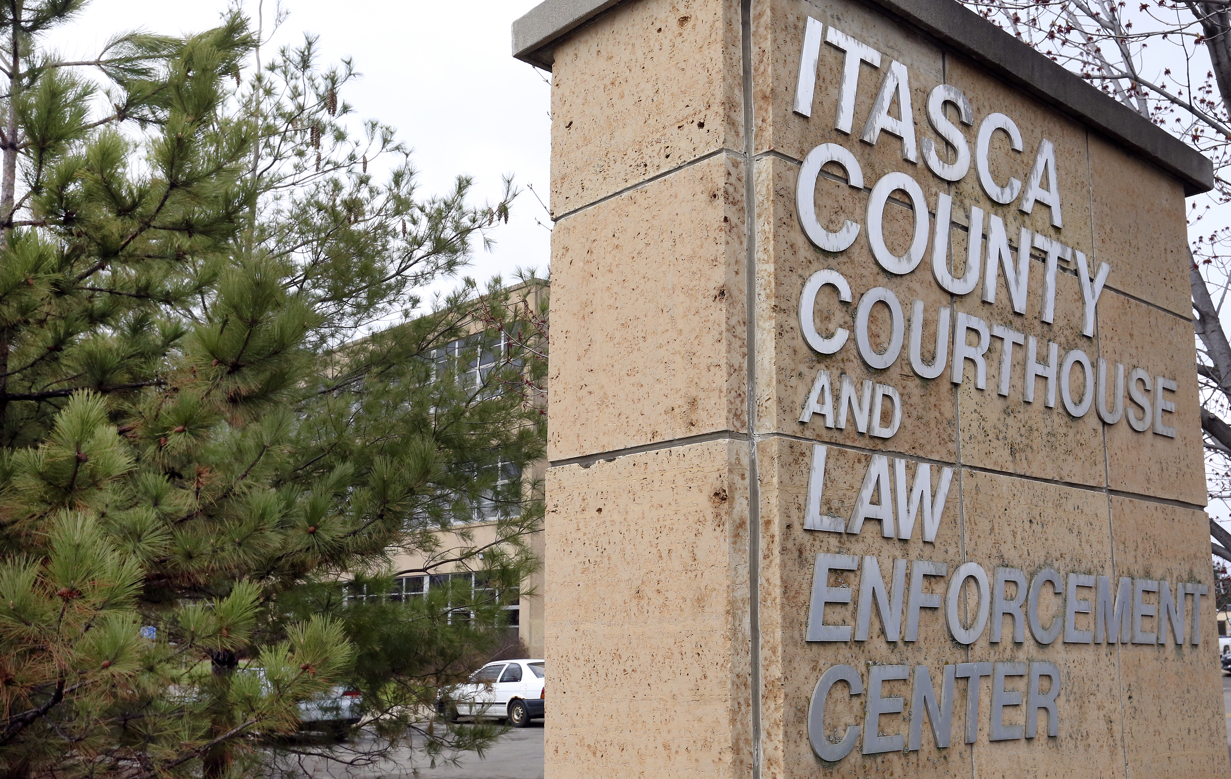 Minnesota attorney sent to prison, faces disbarment for sexually assaulting clients - Vimarsana News