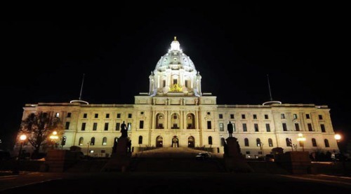 It's a toss-up whether GOP or DFL will control in Minnesota Legislature, but handful of districts will be key - Vimarsana News