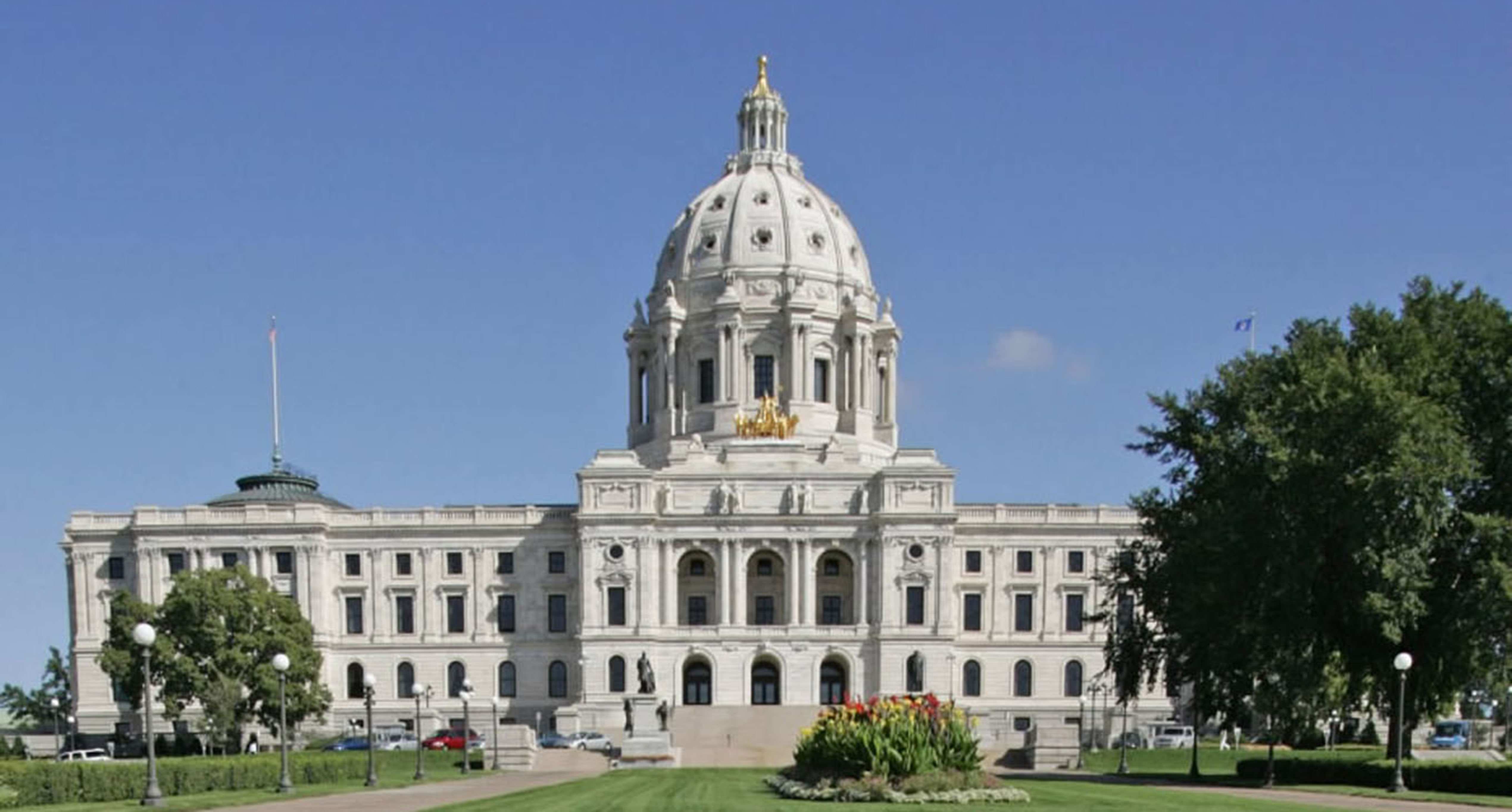 Coalition once again calls for Minnesota to require paid leave - Vimarsana News