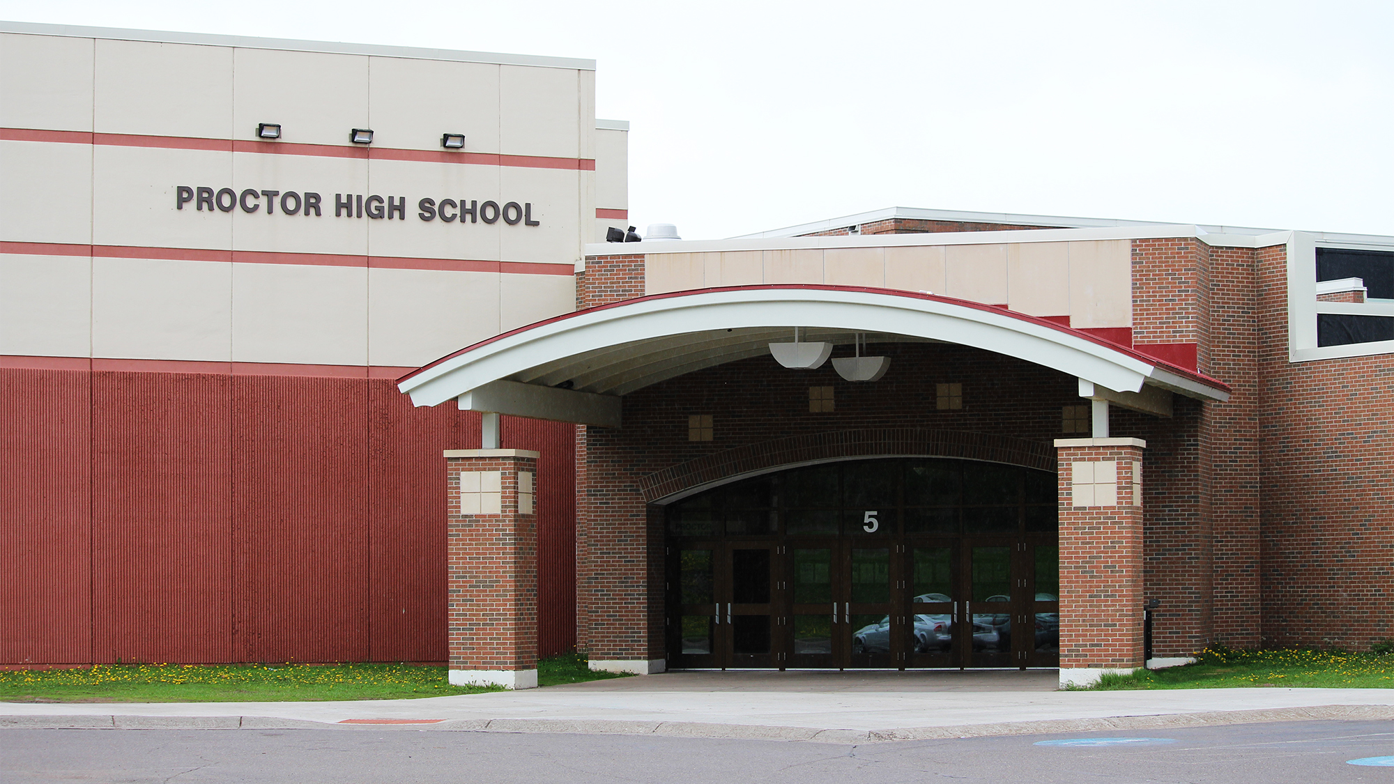 Incumbents retake seats on Proctor School Board - Vimarsana News