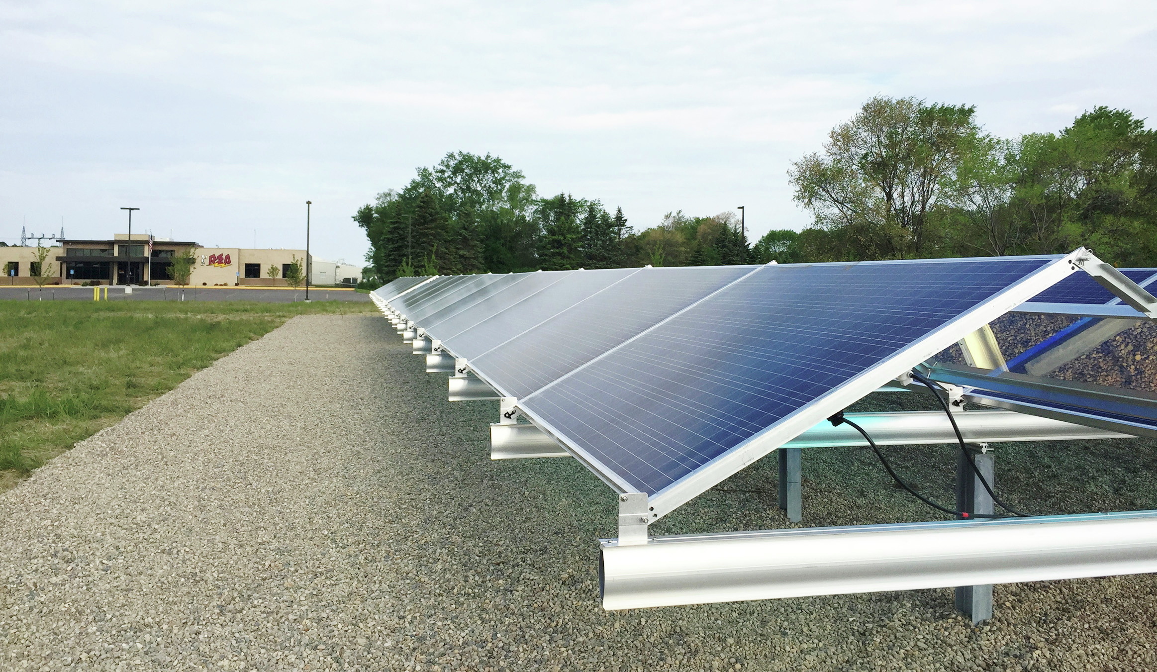 Minnesota solar industry forecasts growth as capacity, consumption continuously climb - Vimarsana News