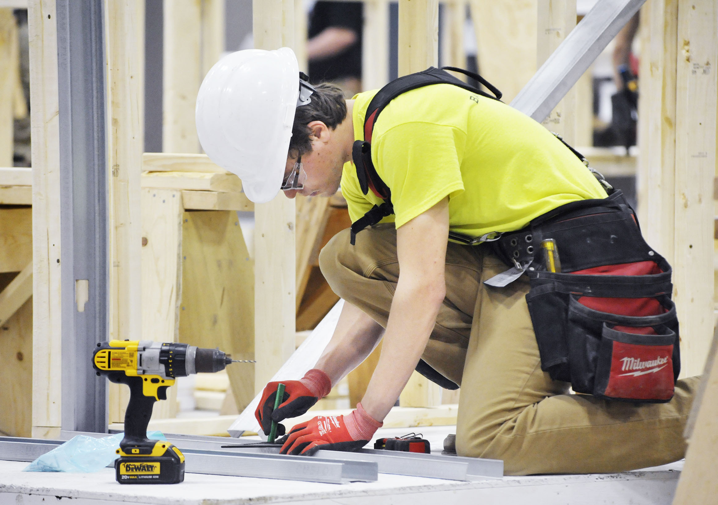 Demand soars for construction workers in Alexandria area - Alexandria Echo Press | News, weather and sports from Alexandria, Minnesota - Vimarsana News
