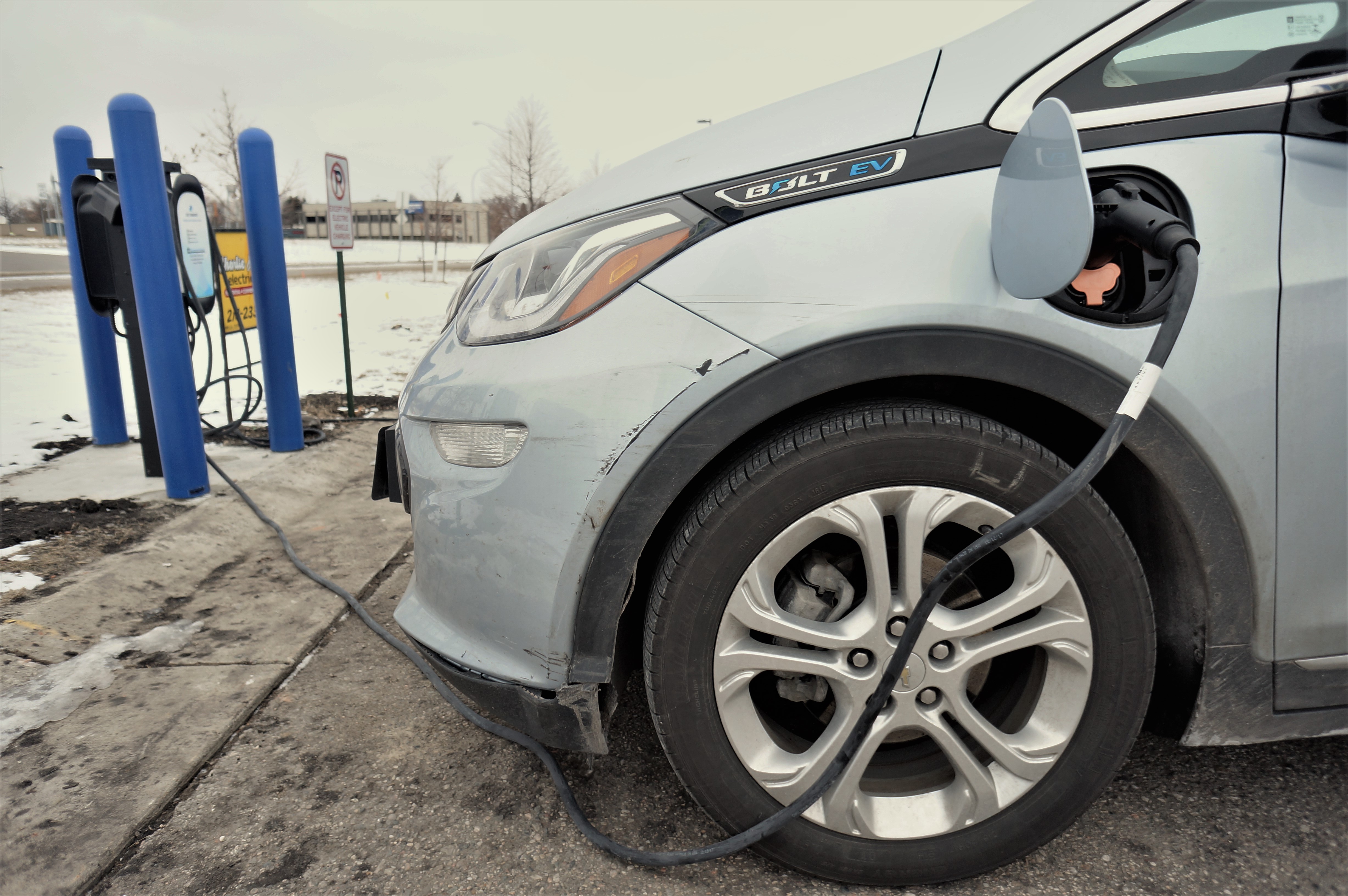 Electric vehicle charging stations headed to Perham - Vimarsana News