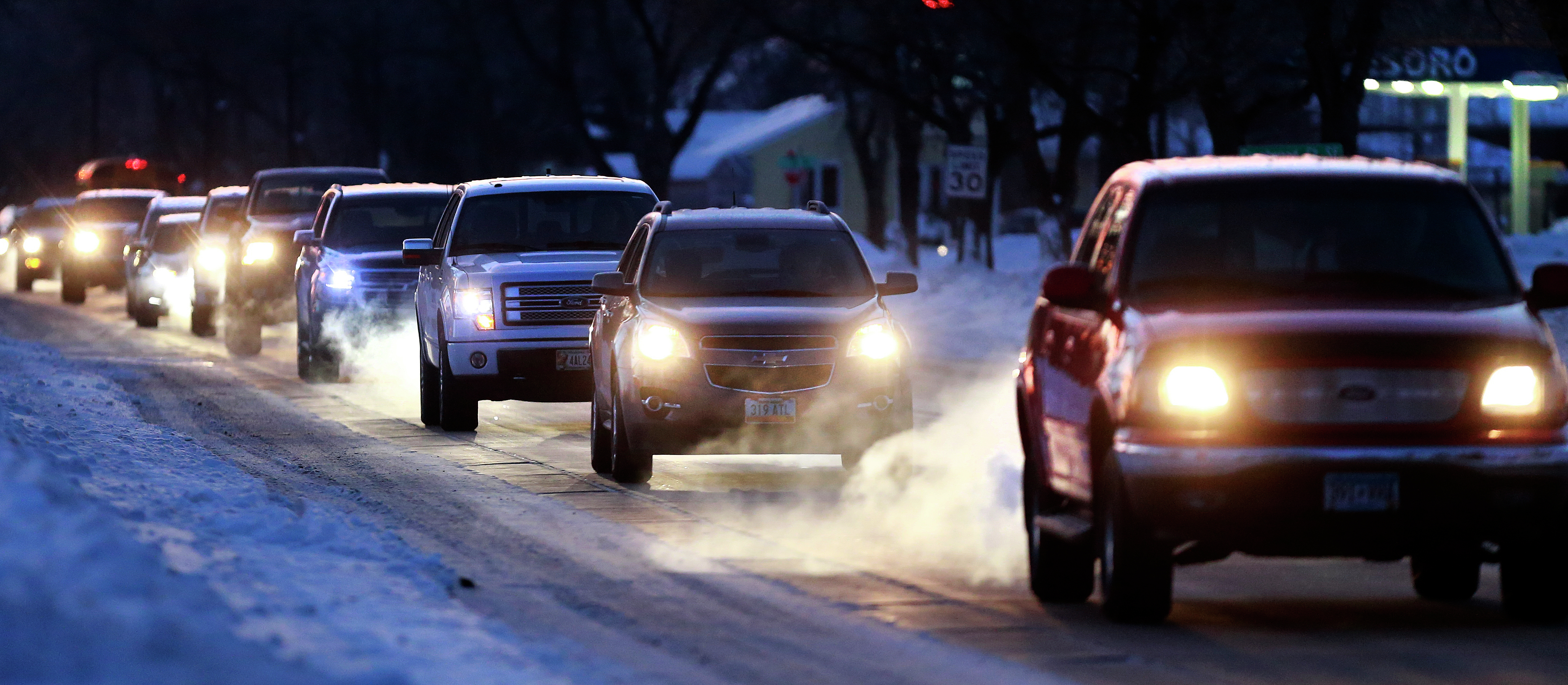 East Grand Forks residents share thoughts on proposed roundabout during neighborhood meeting - Vimarsana News