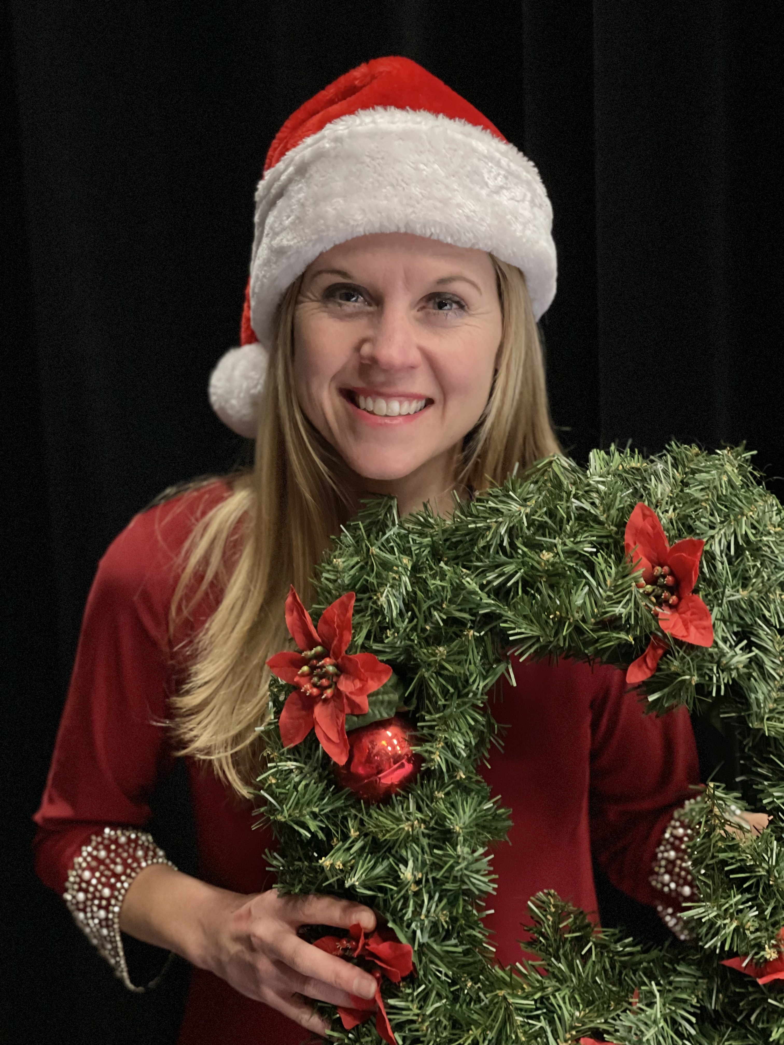 Empire Theatre Company to launch Christmas season with 'The Holiday Show' - Vimarsana News