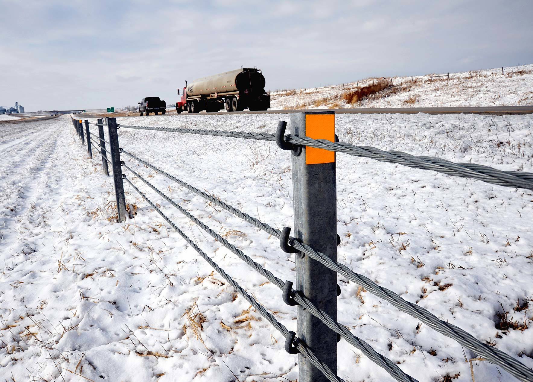 Cable barriers might have saved four NDSU students killed on I-94 - Vimarsana News