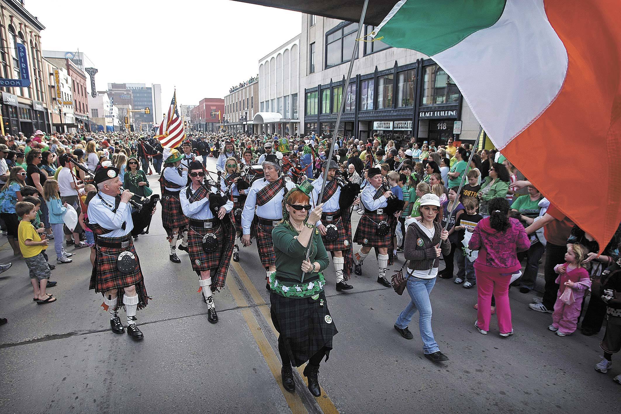 Going green for Celtic culture, FM Symphony plays a Russian classic and Diane Miller returns - Vimarsana News