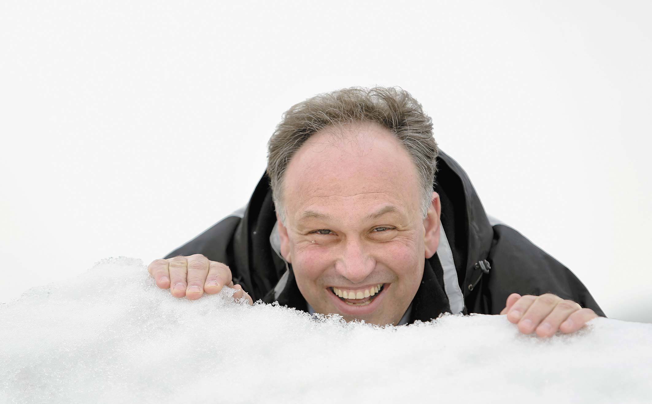 McFeely: TV meteorologist Rob Kupec makes bid for Minnesota state senate - Vimarsana News