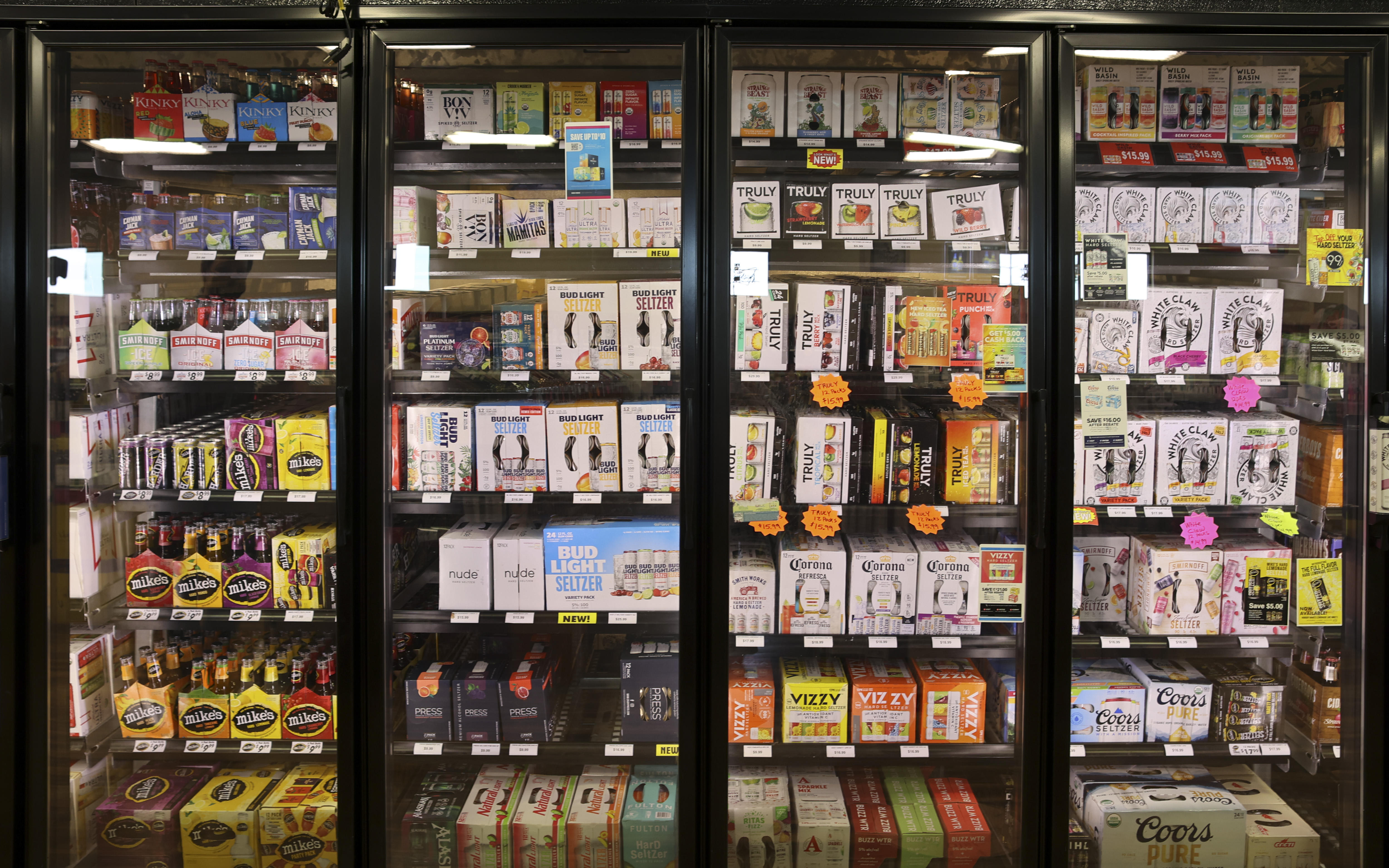 North Dakota Senate nixes bill to legalize Thanksgiving booze sales - Vimarsana News