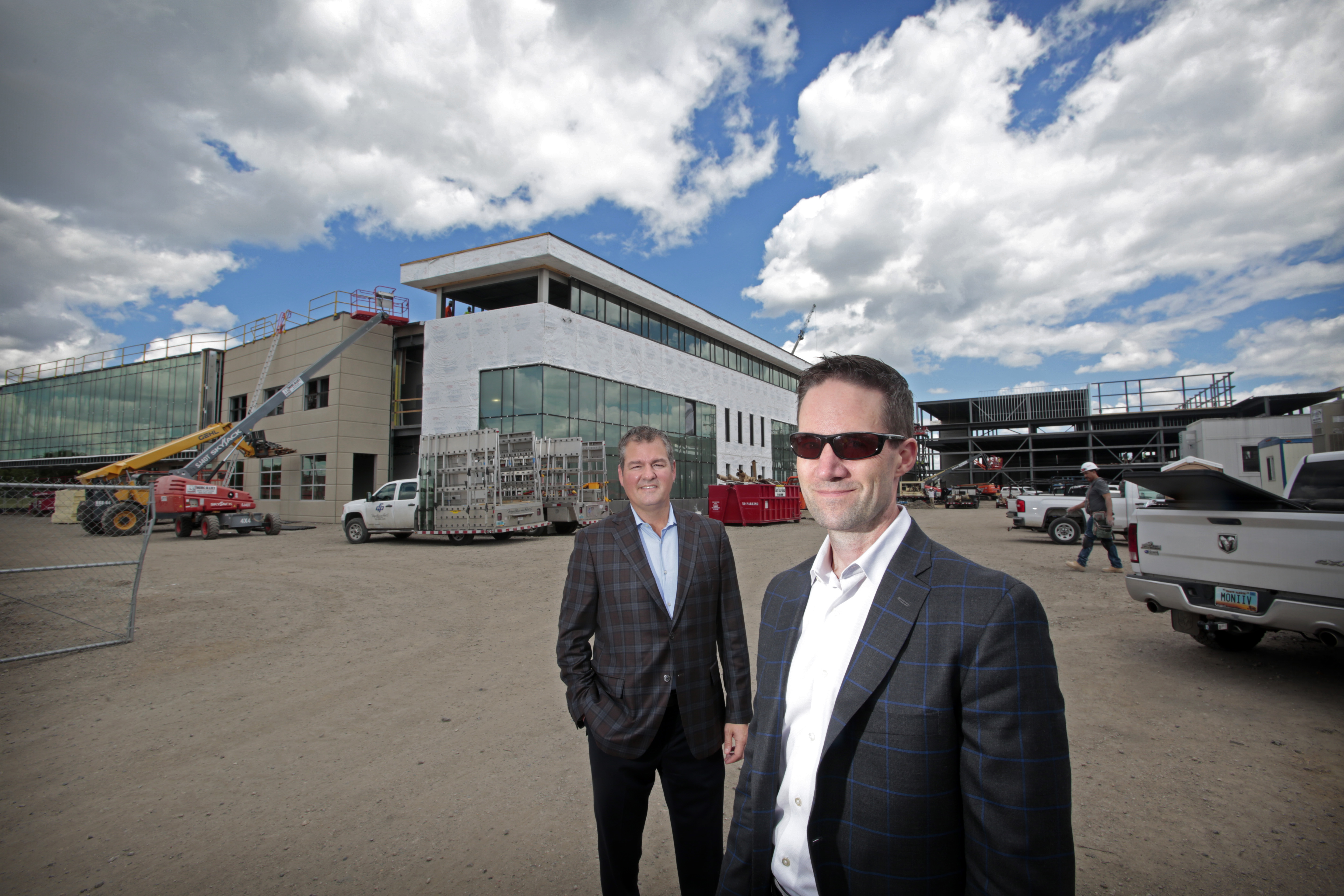 Port: Doug Burgum's mystery donor appears to be a North Dakota tycoon - Vimarsana News