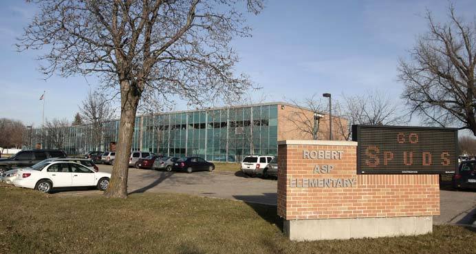 Moorhead changes elementary school boundaries - Vimarsana News