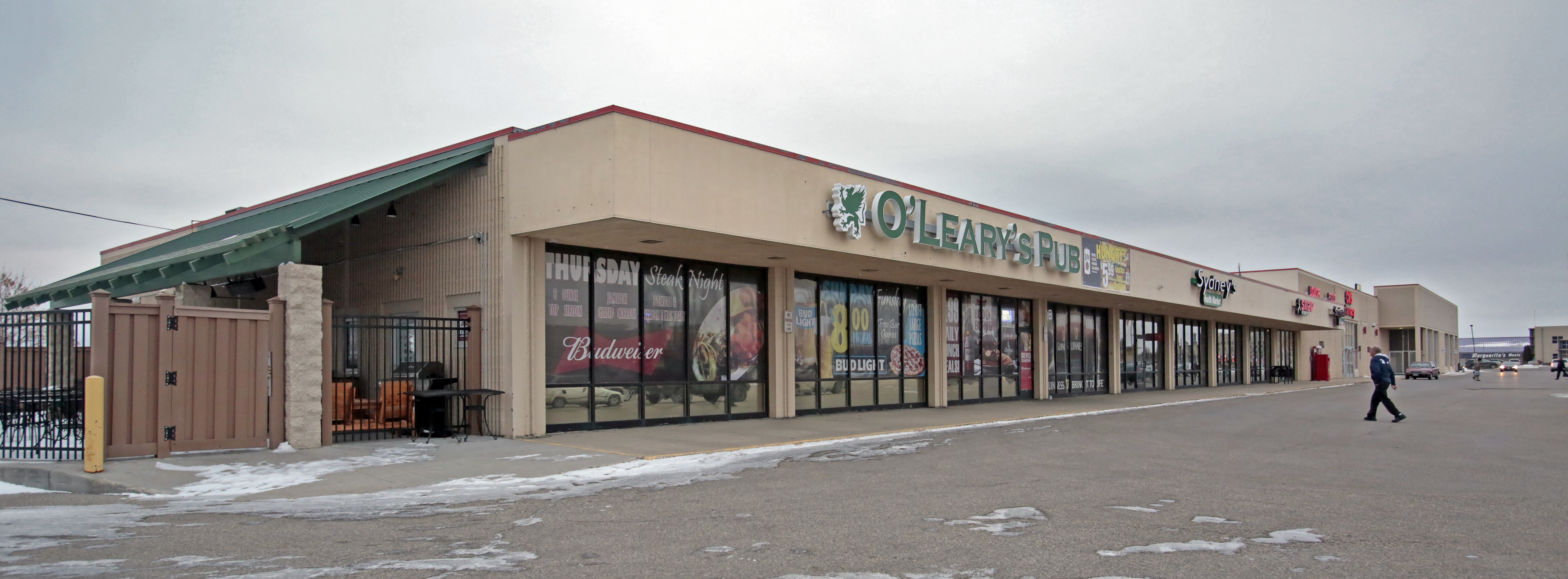 Foreclosure sale looming for Moorhead strip mall home to CVS Pharmacy and O'Leary's Irish Pub - Vimarsana News