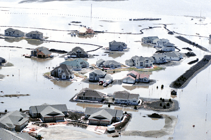 25 years later, lessons learned from 1997 flood protect Fargo-Moorhead area - Vimarsana News
