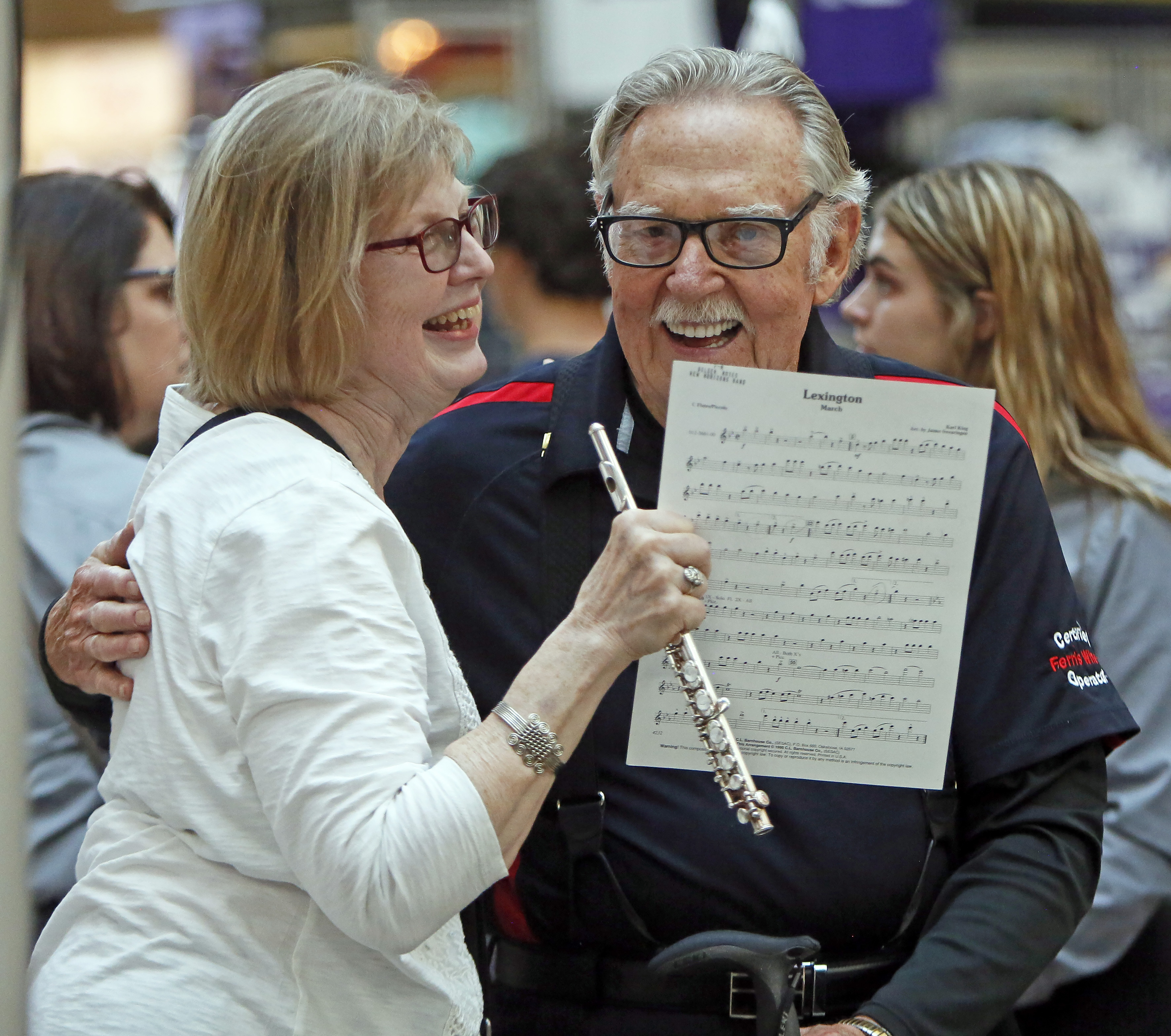 FM Golden Notes New Horizons Band honors founder and former director with concert - Vimarsana News