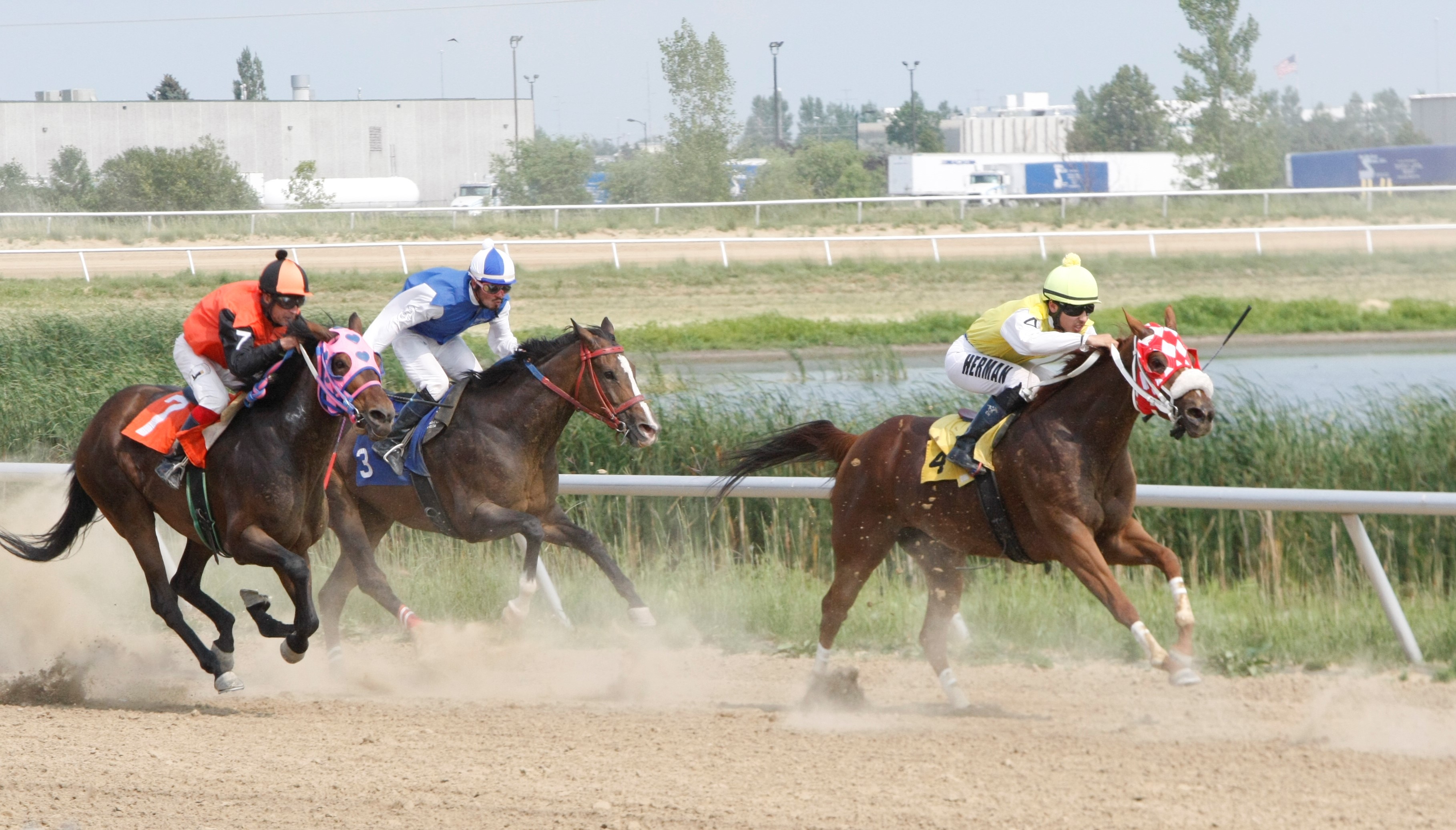 North Dakota horse racing dates, funding set for 2022 - Vimarsana News