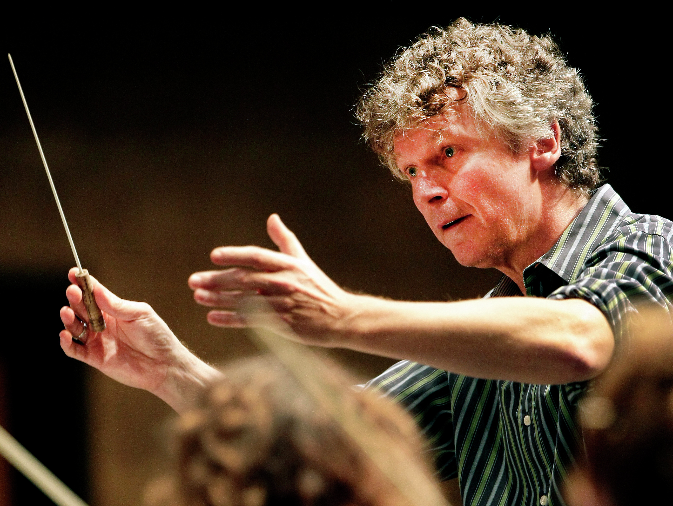 FM Symphony brings Mahler's dark Symphony 5 into the light with thrilling concert - Vimarsana News