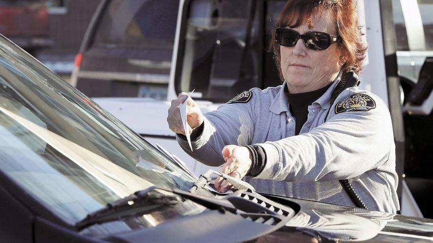 West Fargo moves to add late fees to parking tickets - Vimarsana News