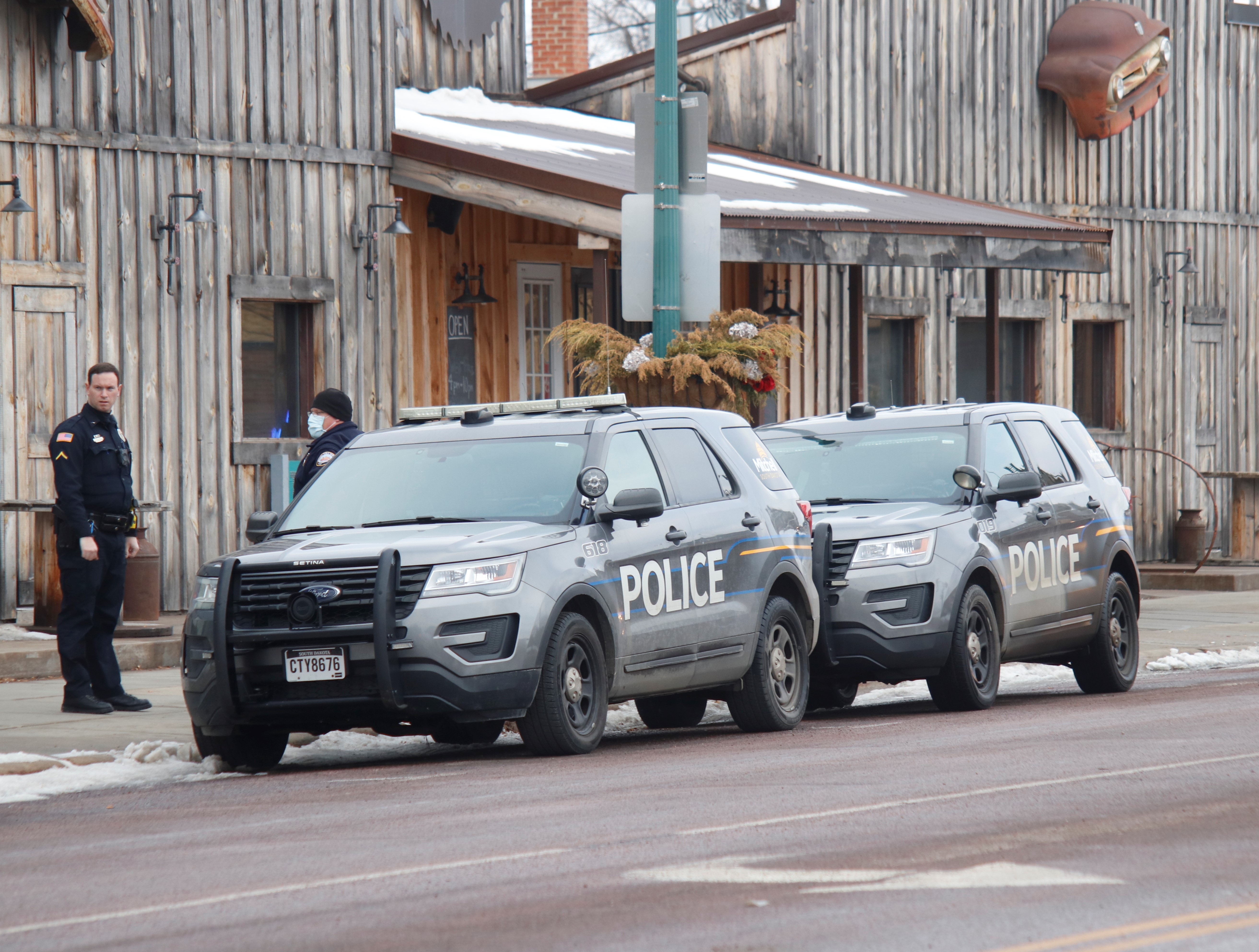 Three suspects charged in 2021 fatal downtown Mitchell shooting plead guilty, revealing trigger man - Vimarsana News