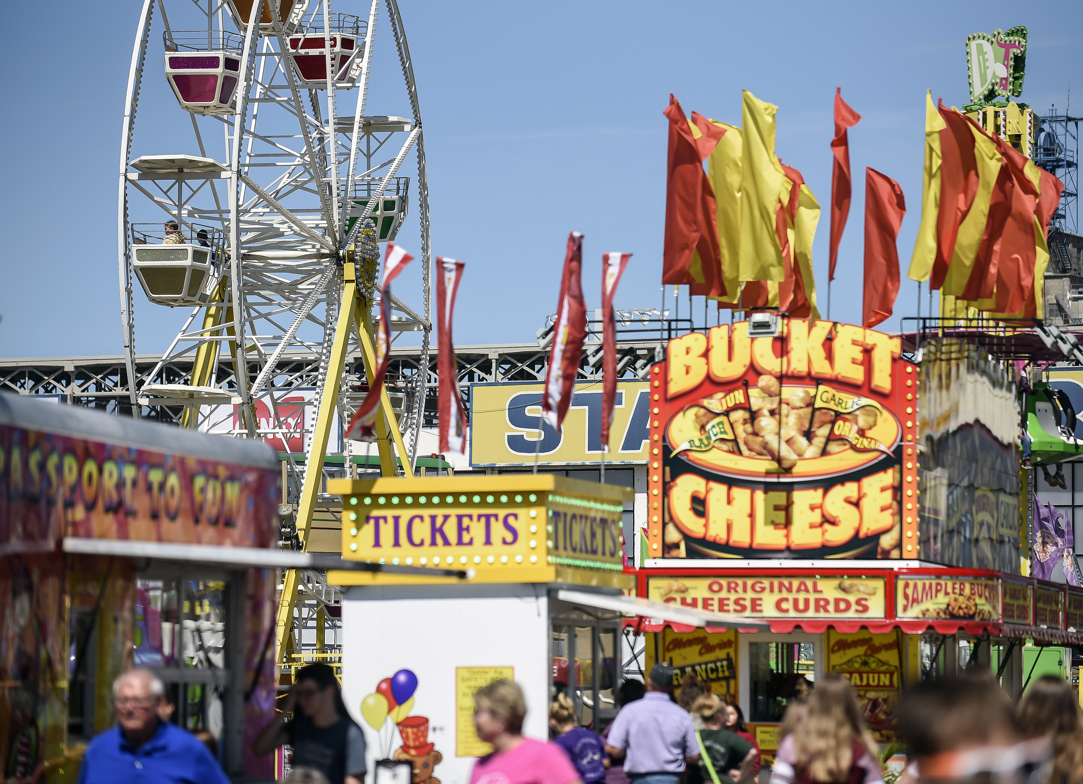 Legislative committee blocks South Dakota State Fair proposal that would increase admission price - Vimarsana News