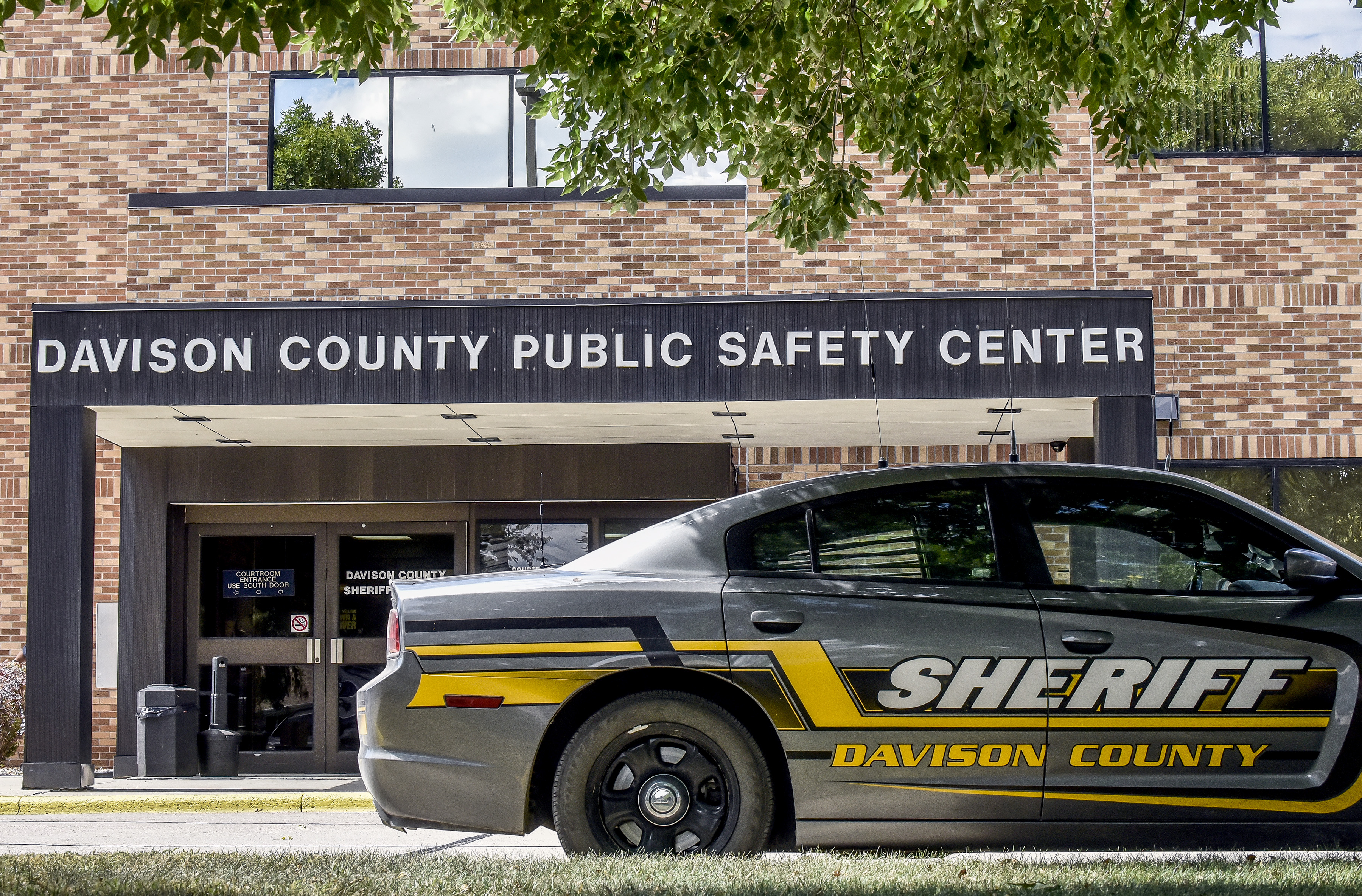 Davison County felony court cases for April 23 - Vimarsana News