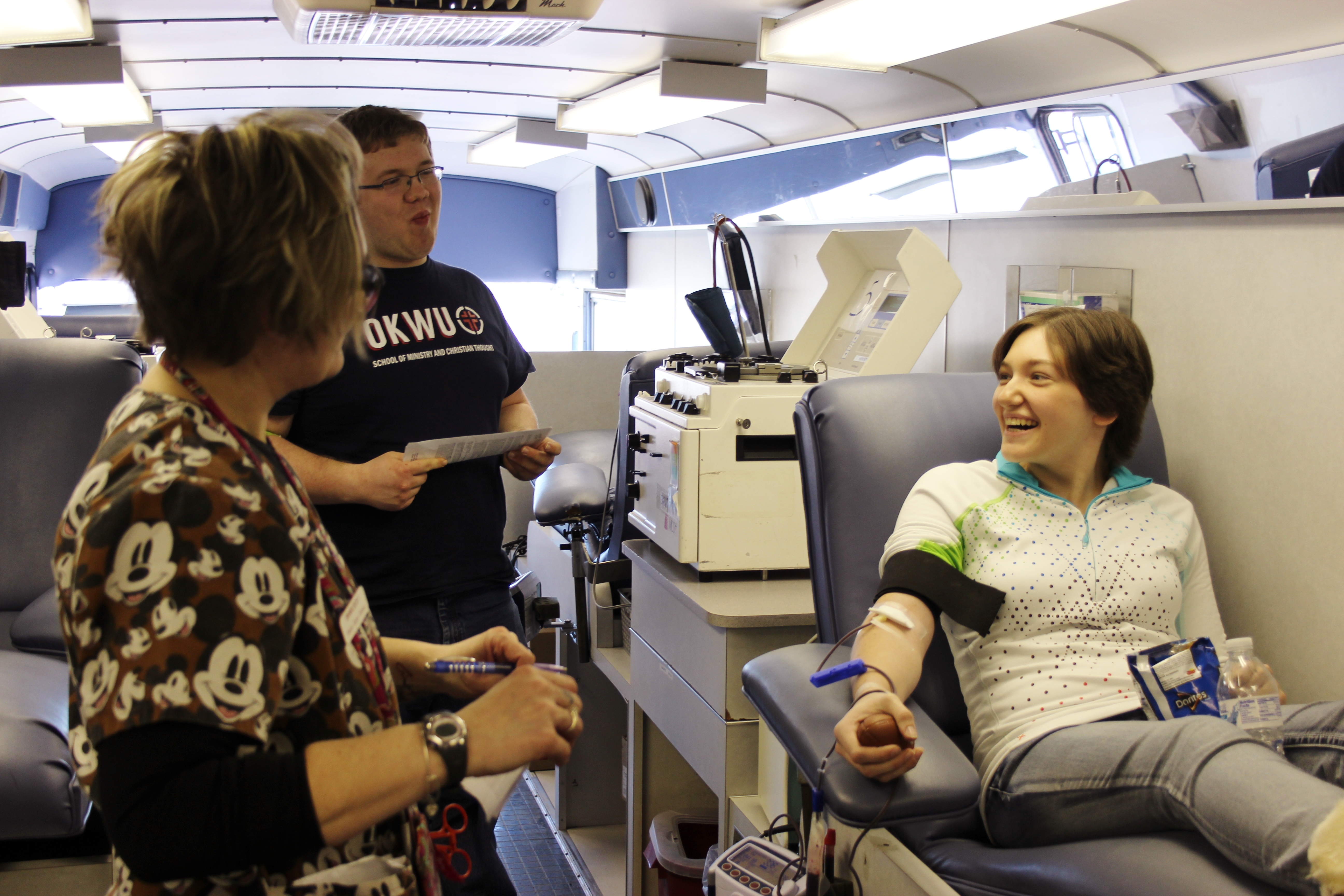 Mitchell High School collects 44 units of blood during Thanksgiving blood drive - Vimarsana News