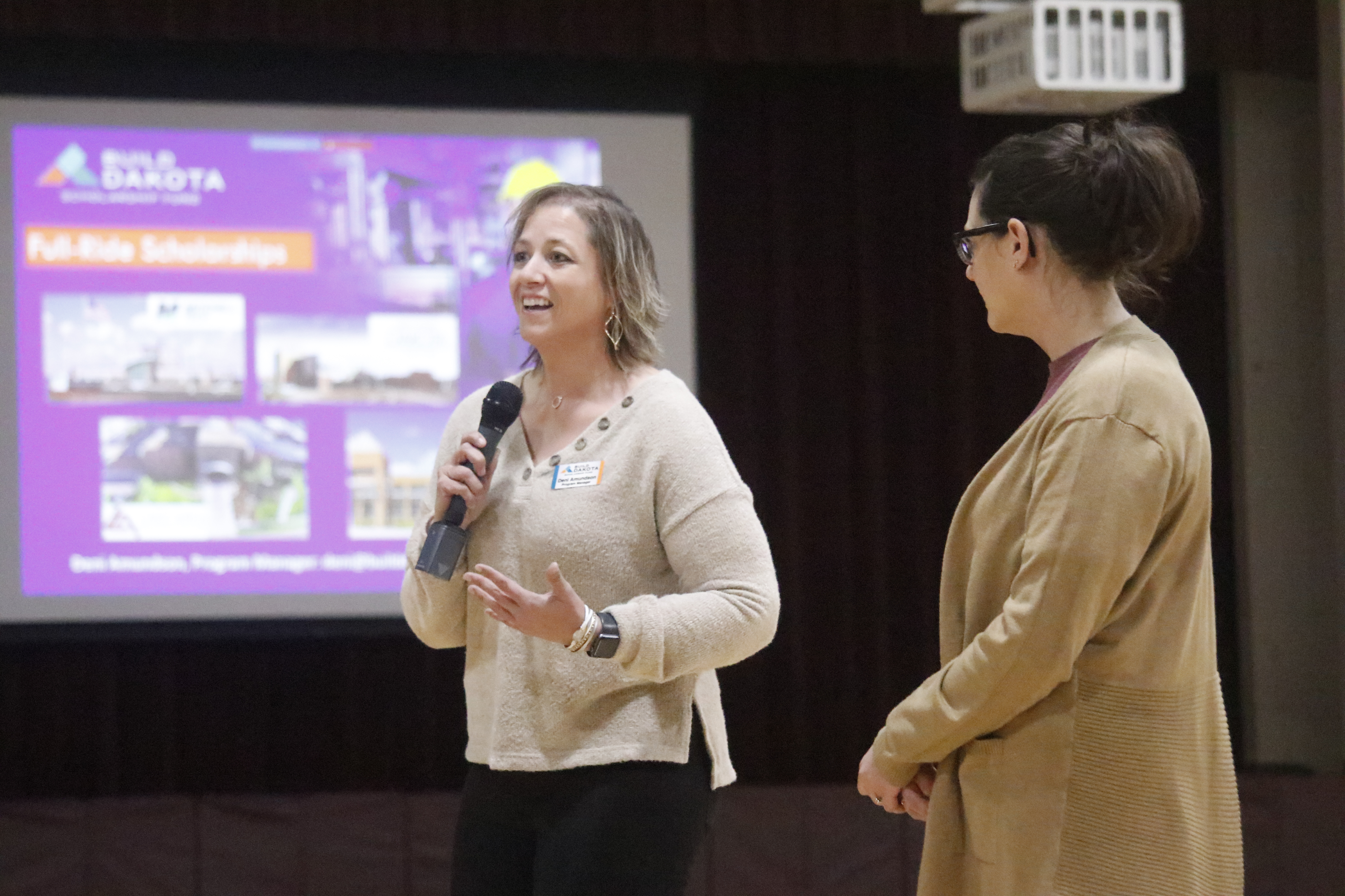 Build Dakota, Double Edge scholarships continue to flourish at Mitchell Technical College - Vimarsana News