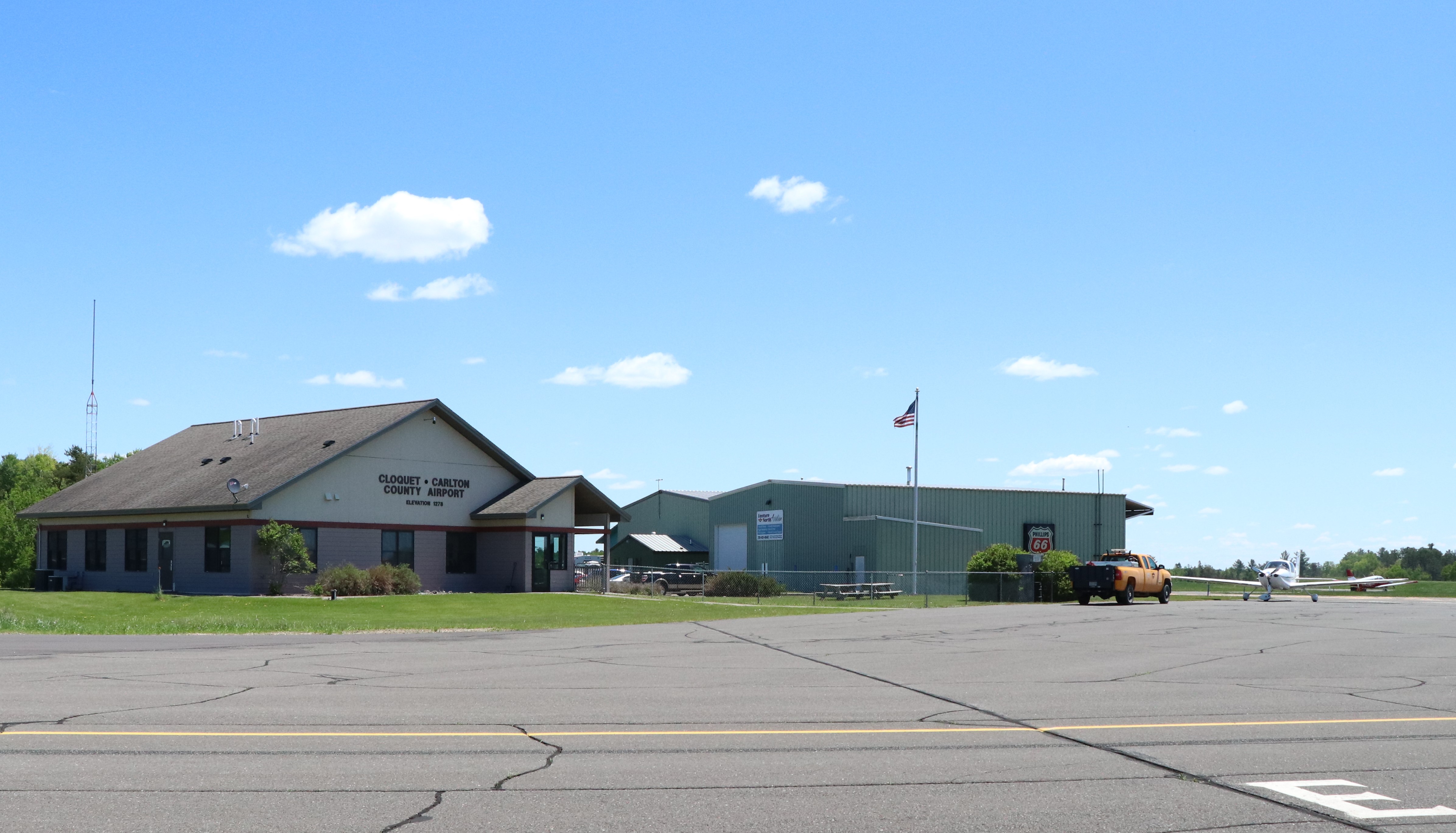 Public invited to open house for new Cloquet Carlton County Airport hangar - Vimarsana News