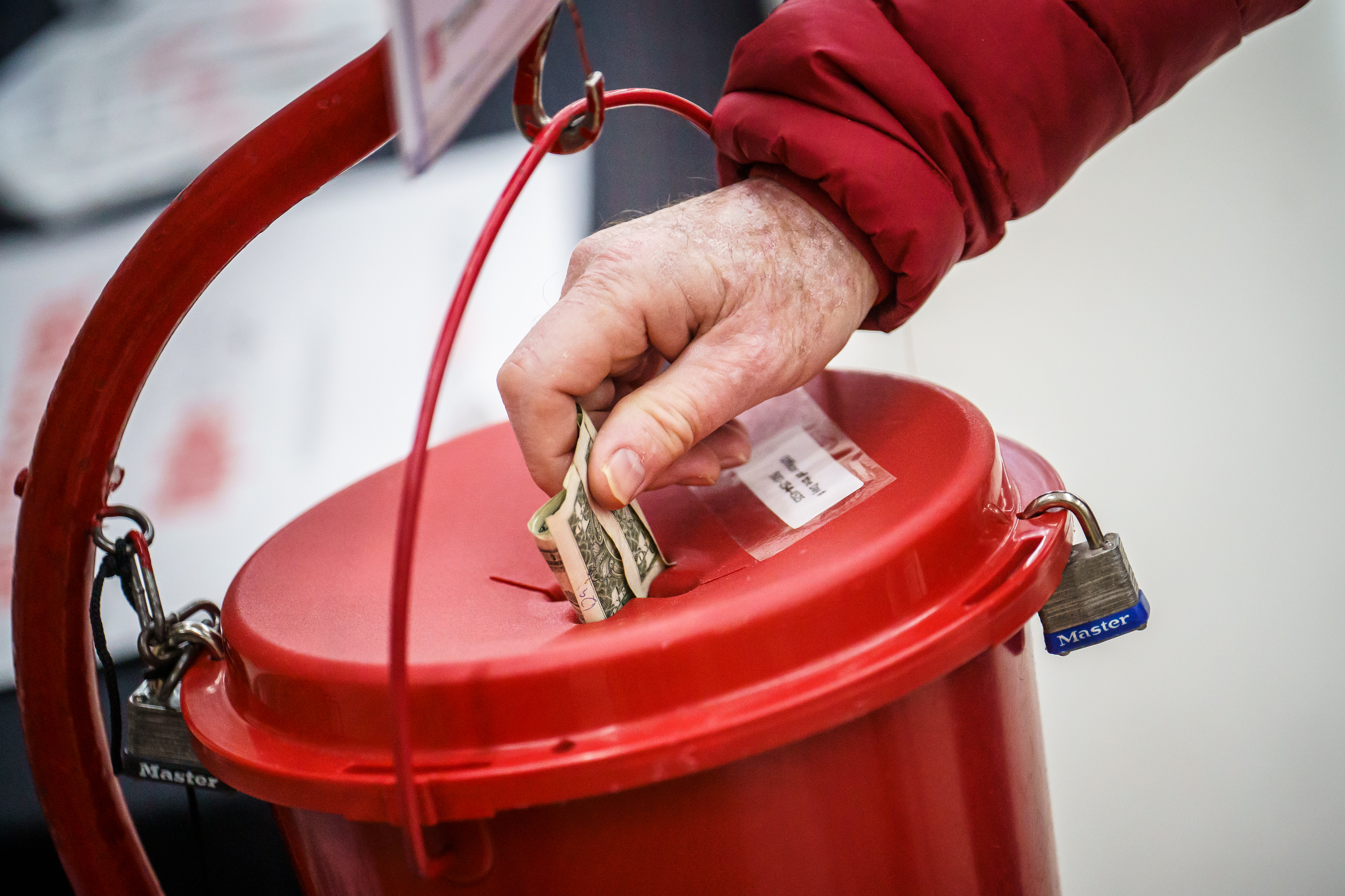 Scheels holds kettle match through Christmas Eve - Vimarsana News