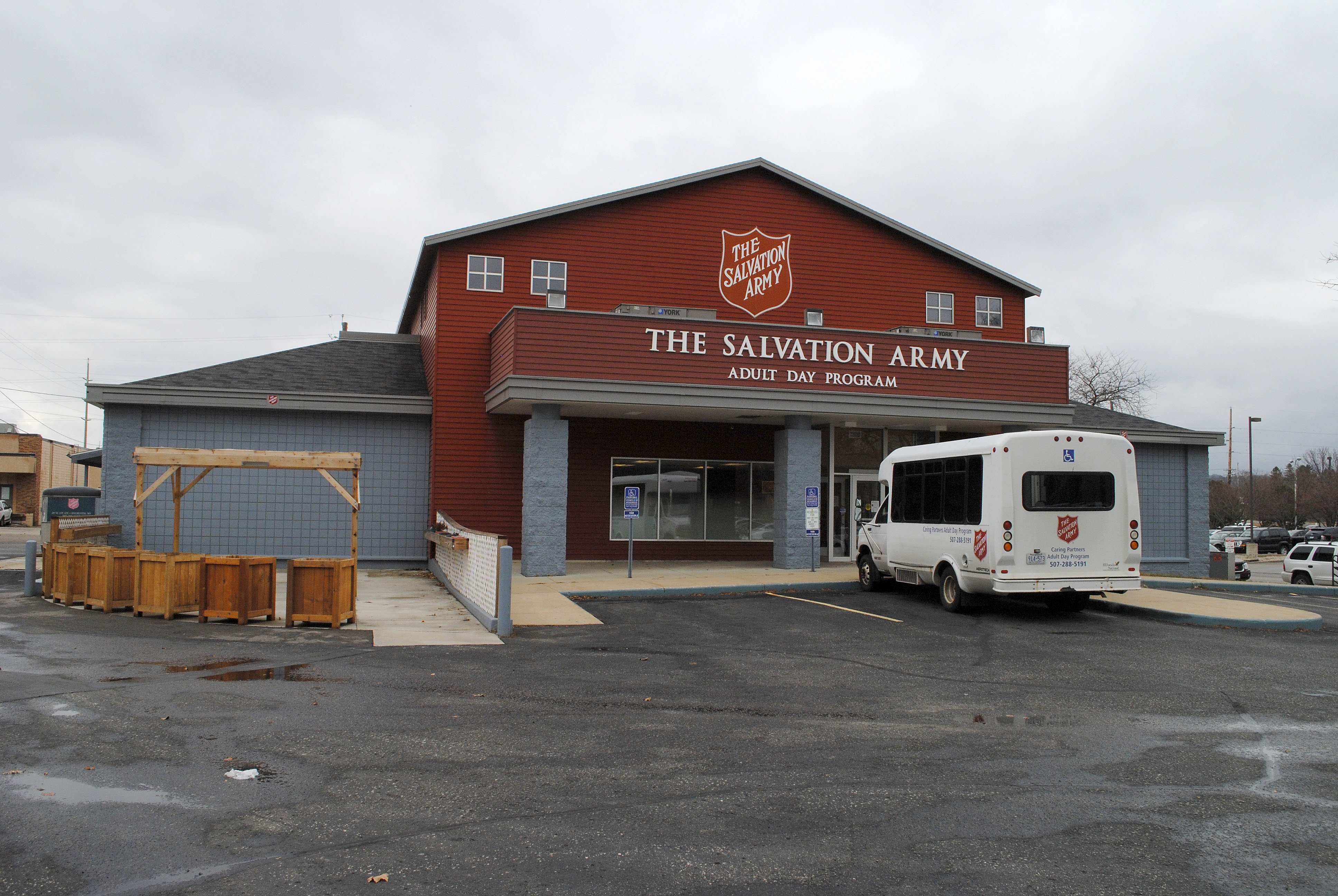 The Landing MN and Salvation Army join efforts to continue services for homeless residents - Vimarsana News