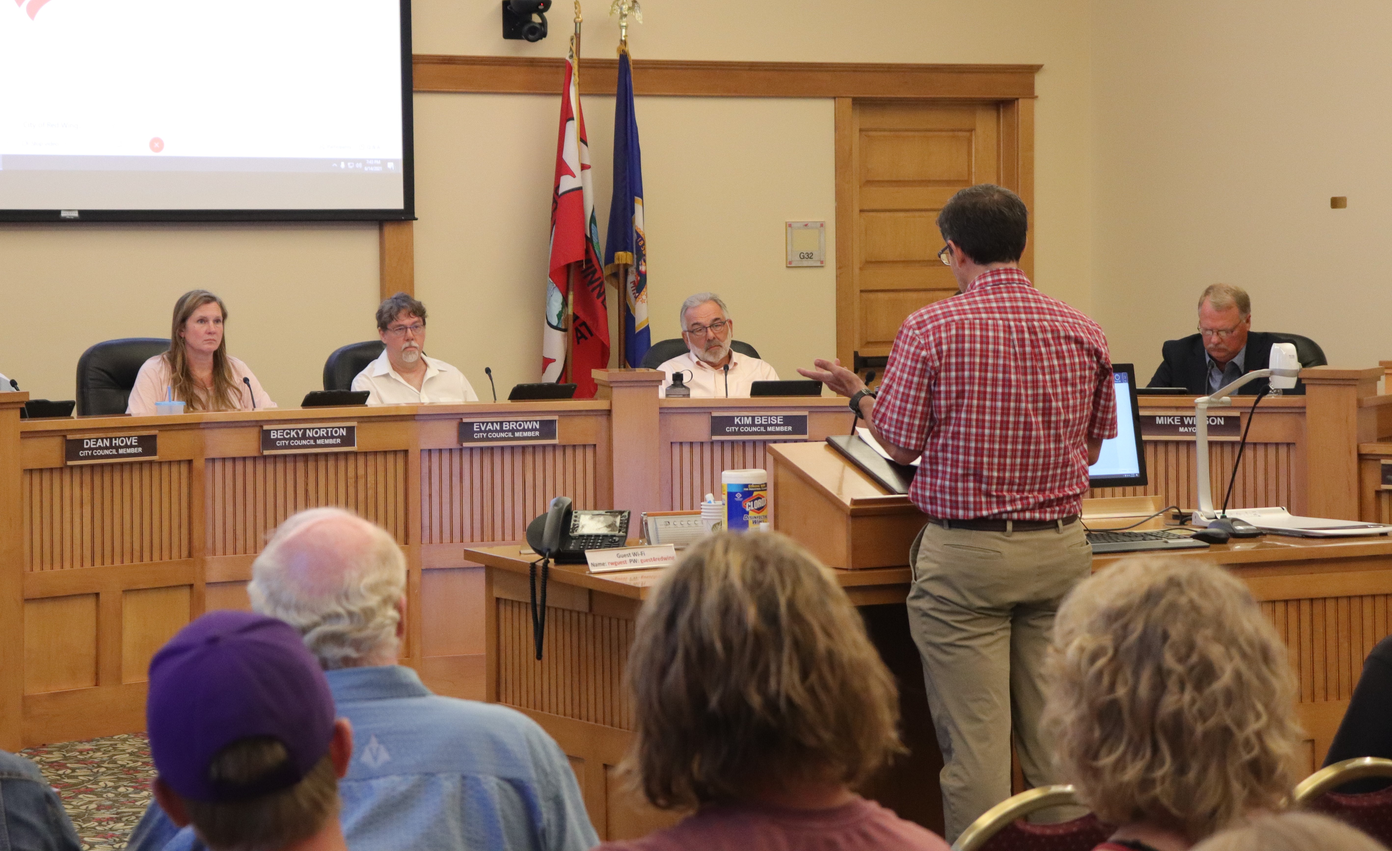 Area Briefs: Red Wing mayor vetoes budget, city council overrides - Vimarsana News