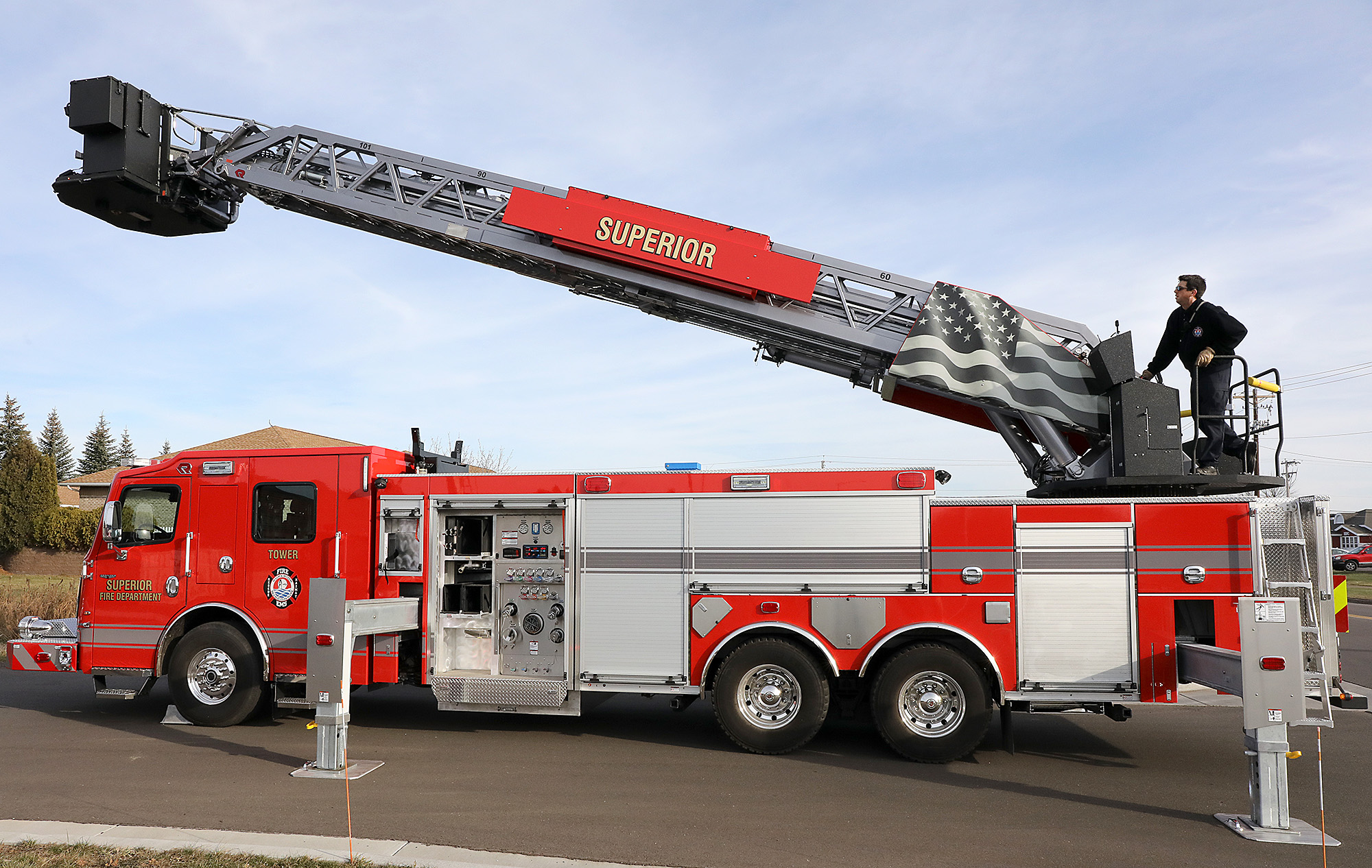 Committee OKs filling Superior's assistant fire chief position early - Vimarsana News