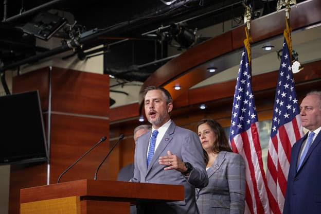 Armstrong introduces bipartisan legislation to advance telehealth flexibility - Vimarsana News