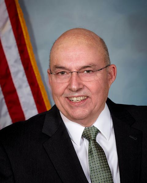 Renville County Commissioner Bob Fox will not seek re-election - Vimarsana News