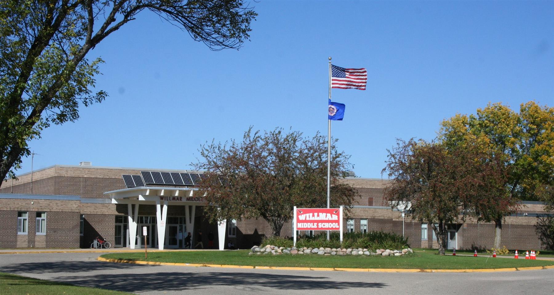 Willmar Middle School student claims to have gun, a search finds it was a toy - Vimarsana News