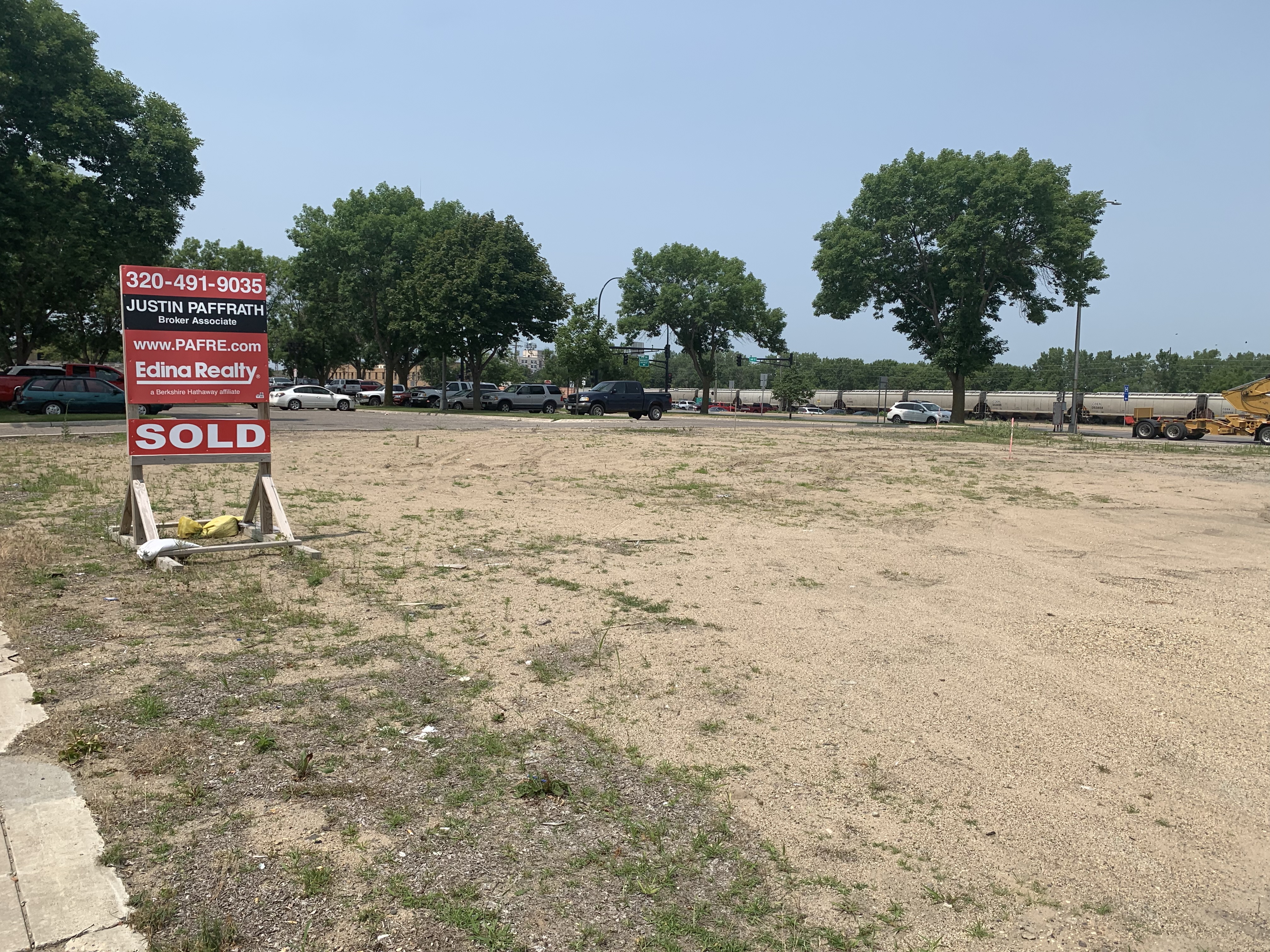 Willmar City Council approves contamination cleanup grant application for Block 25 Lofts project - Vimarsana News