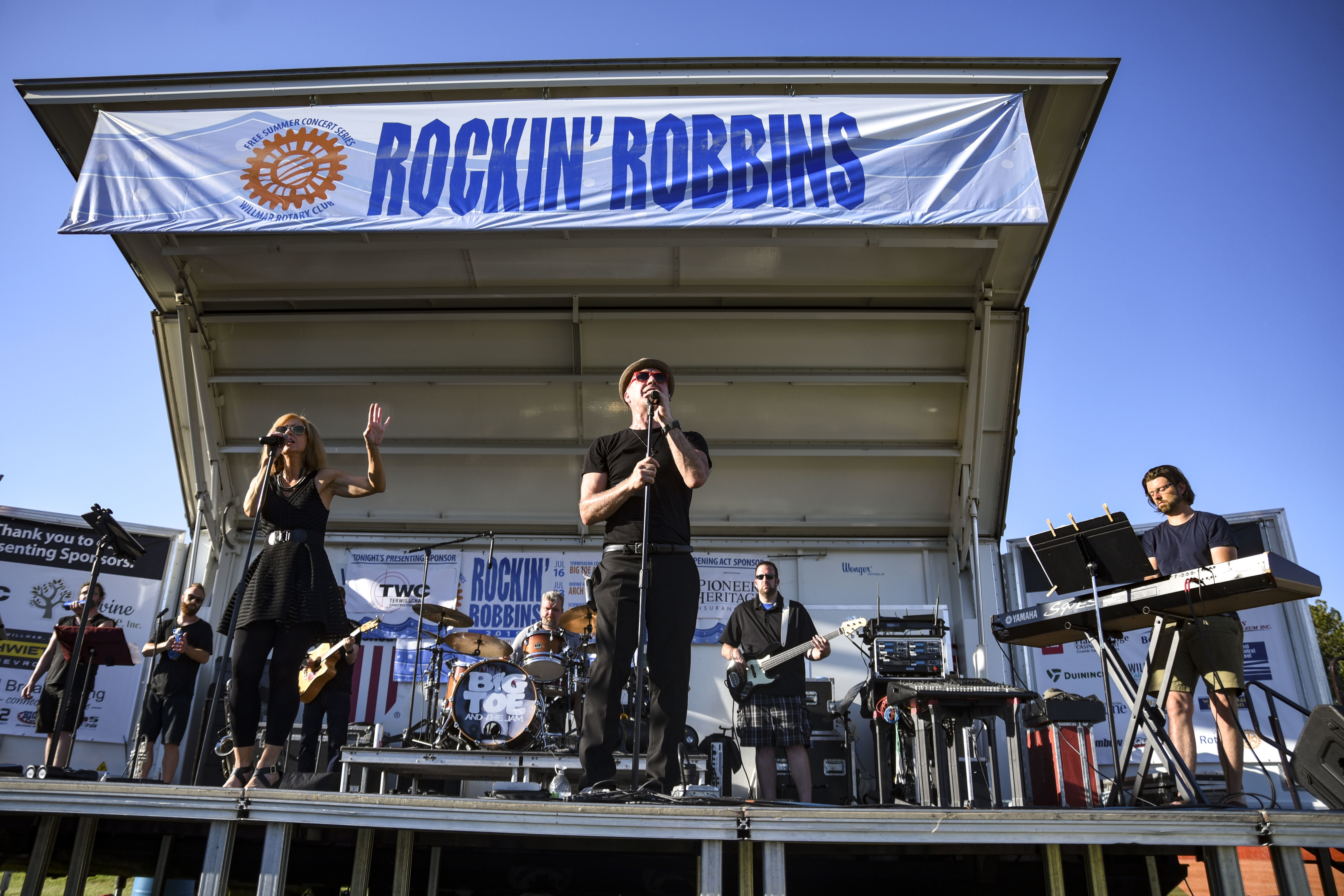 Rockin' Robbins announces opening acts for 2024 - Vimarsana News